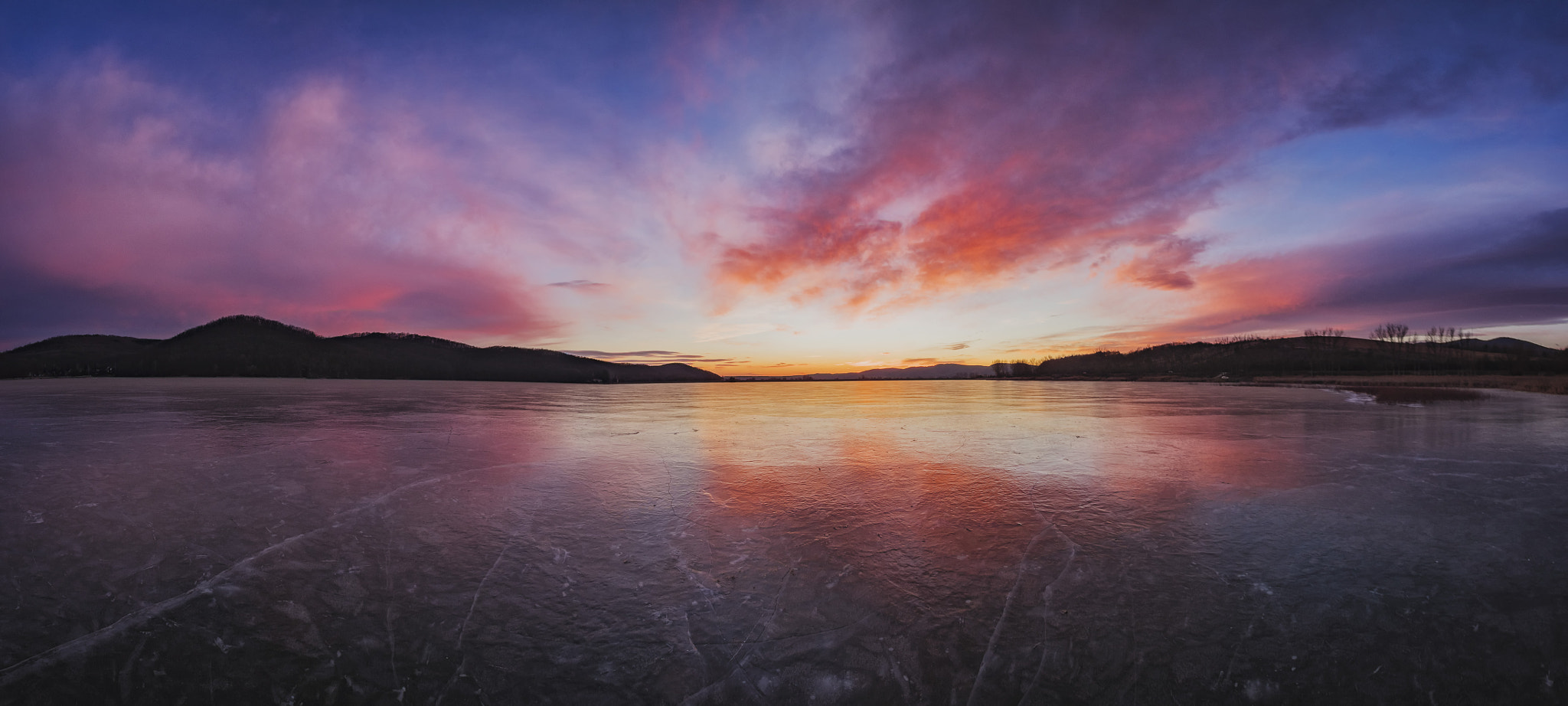 Pentax K-3 + Sigma sample photo. Fire on ice photography
