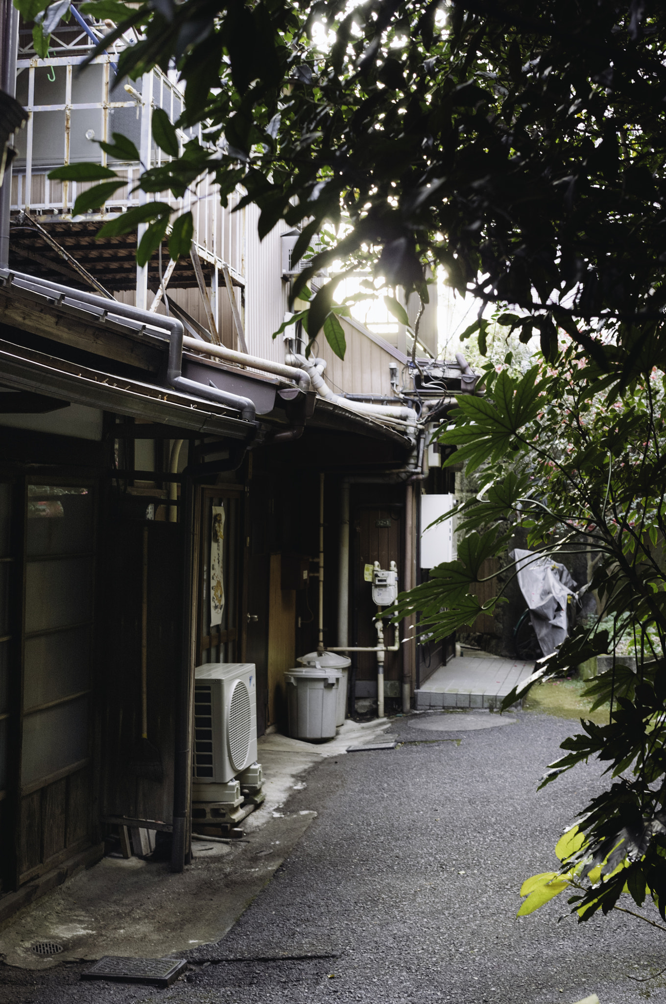 Ricoh GXR A12 sample photo. 樋口一葉旧居跡 ichiyou higuchi former residence, tokyo photography