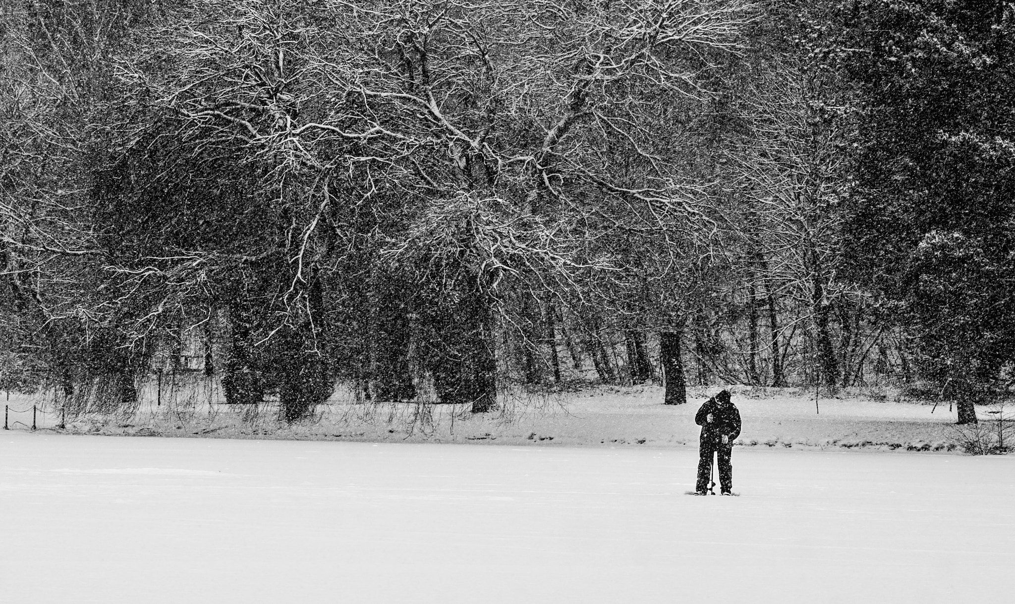 Nikon D90 + Nikon AF-S Nikkor 85mm F1.8G sample photo. Man with an icedrill photography