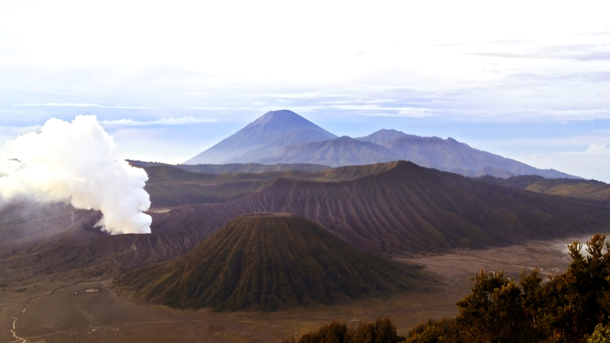 OPPO R7 Lite sample photo. Mt.bromo in january photography