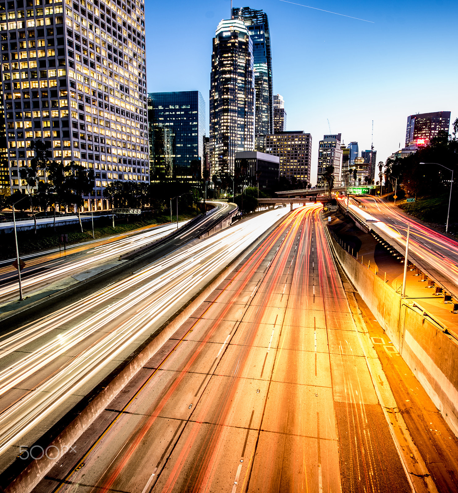 Nikon D610 + Sigma 12-24mm F4.5-5.6 II DG HSM sample photo. Los angeles downtown photography