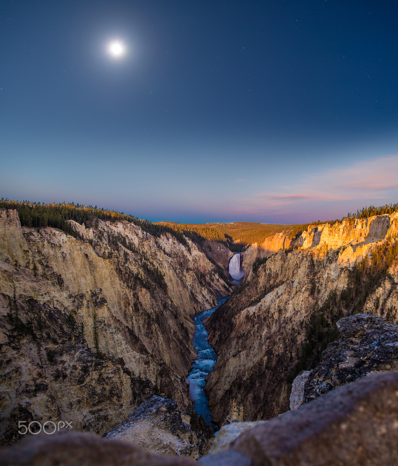 Canon EF 24mm F1.4L II USM sample photo. Artist's point supermoon photography
