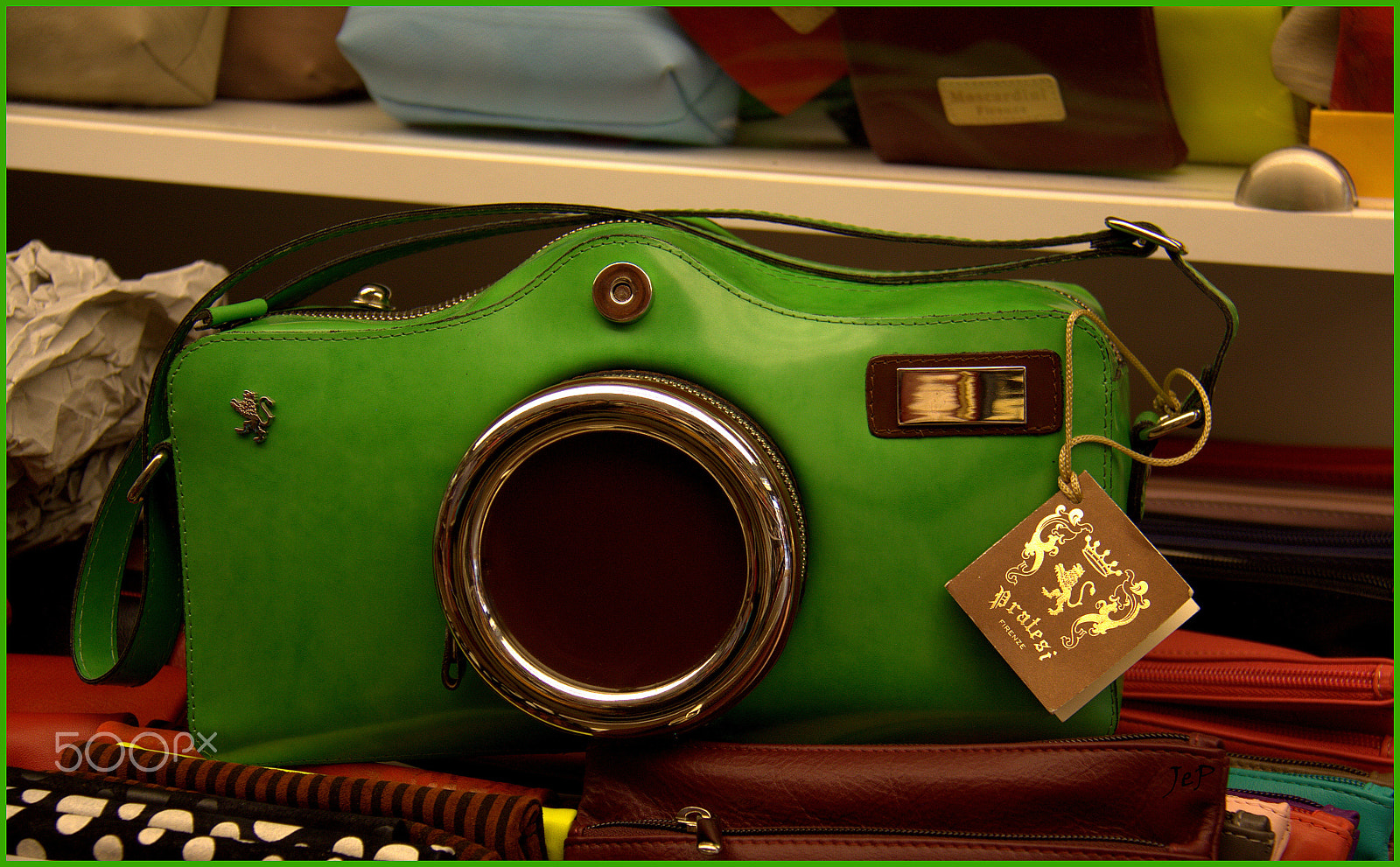 Canon EOS 1000D (EOS Digital Rebel XS / EOS Kiss F) sample photo. Ladies, enjoy! photography