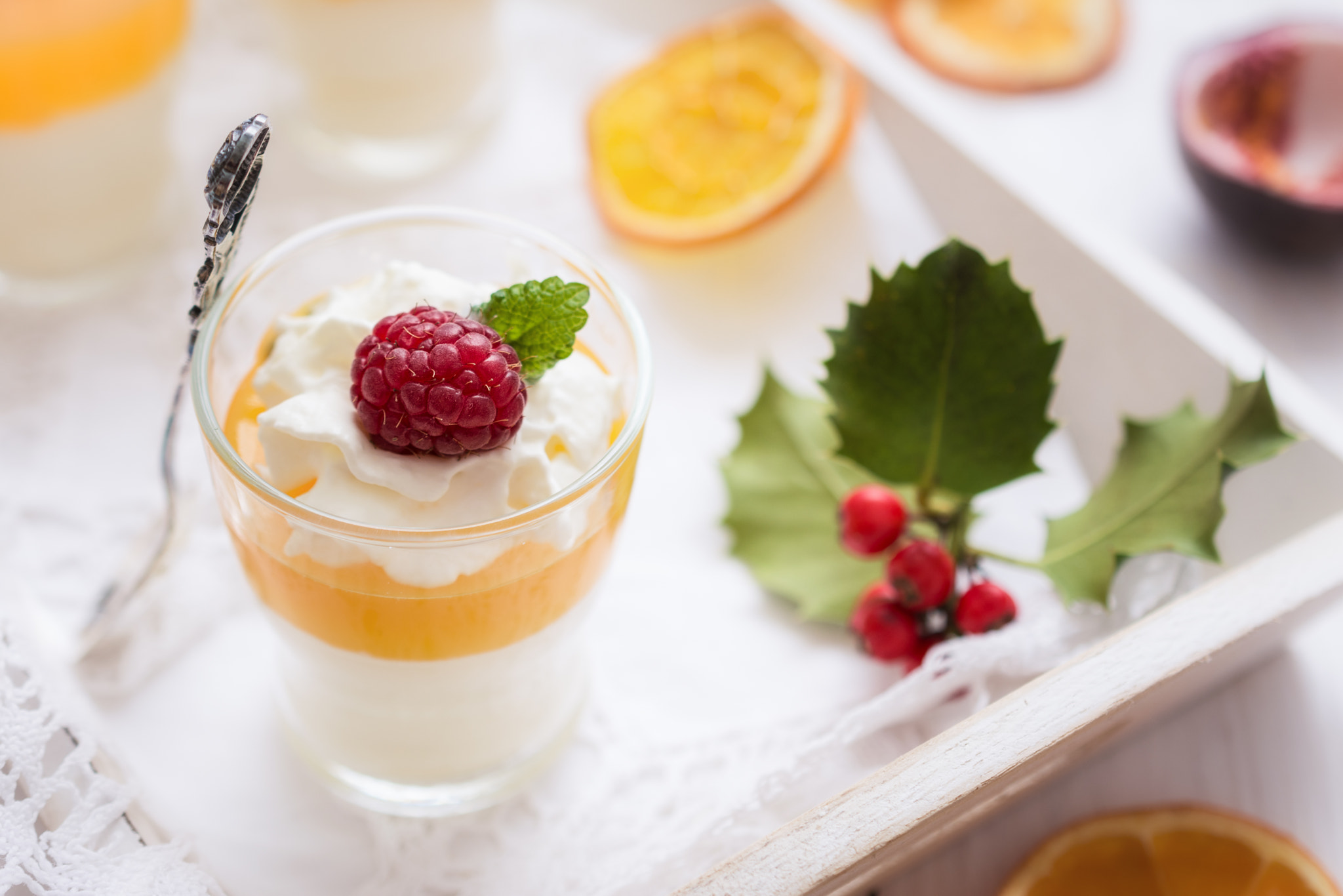 Nikon AF-S DX Micro Nikkor 40mm F2.8 sample photo. Passionsfrucht-mousse . photography