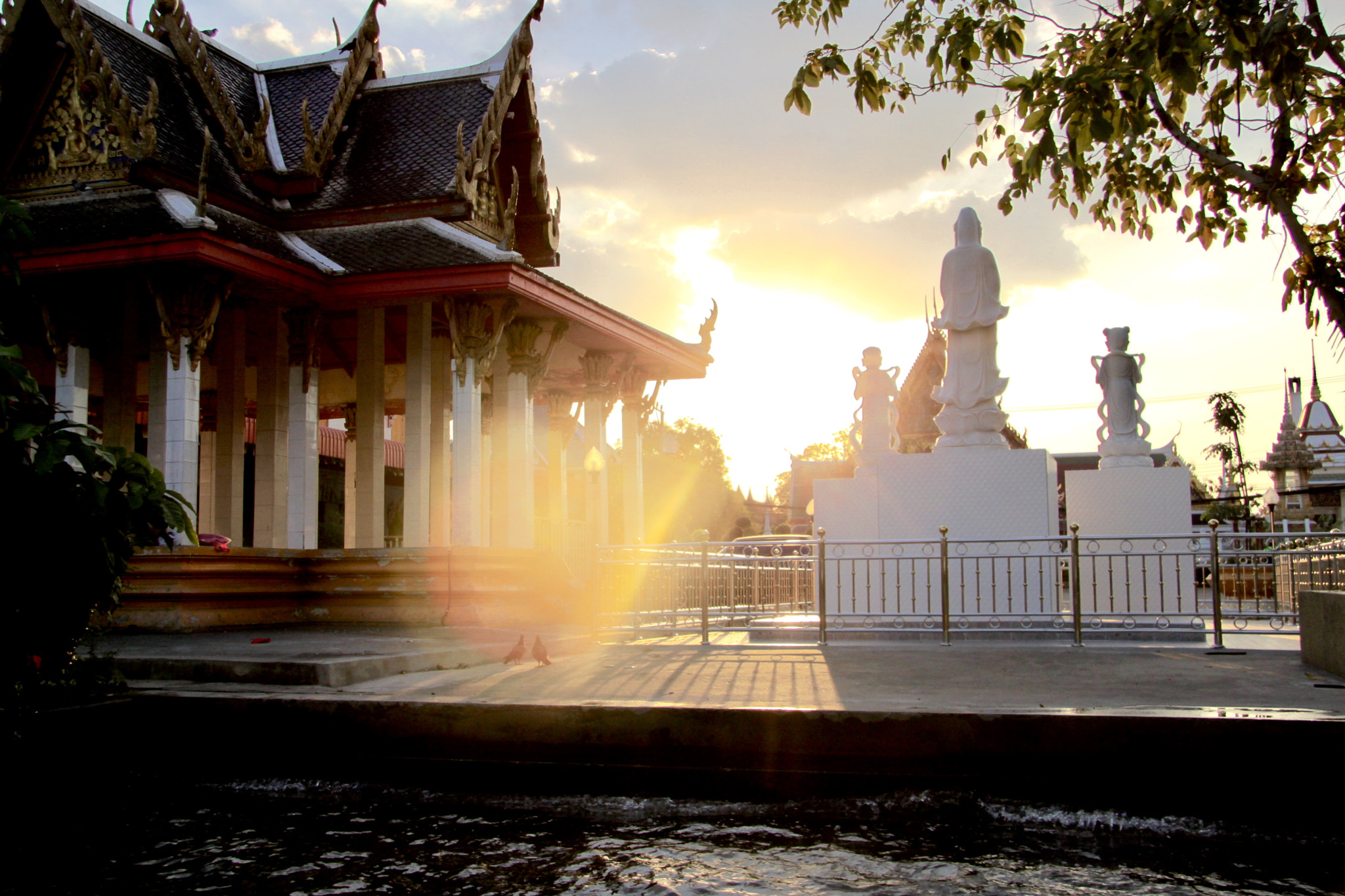 Tokina AT-X 12-28mm F4 Pro DX sample photo. Sunset of bangkok photography