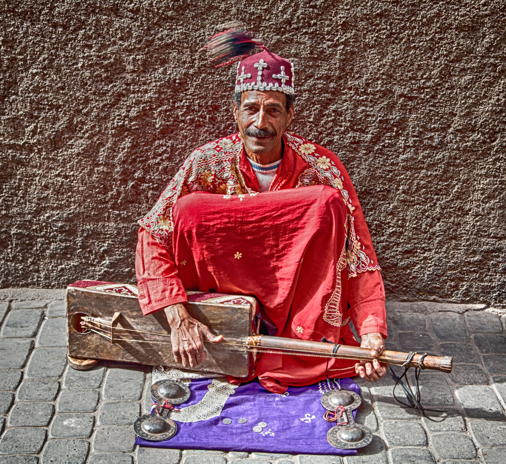 Canon 28.0-135.0 mm sample photo. Busker moroccan style photography