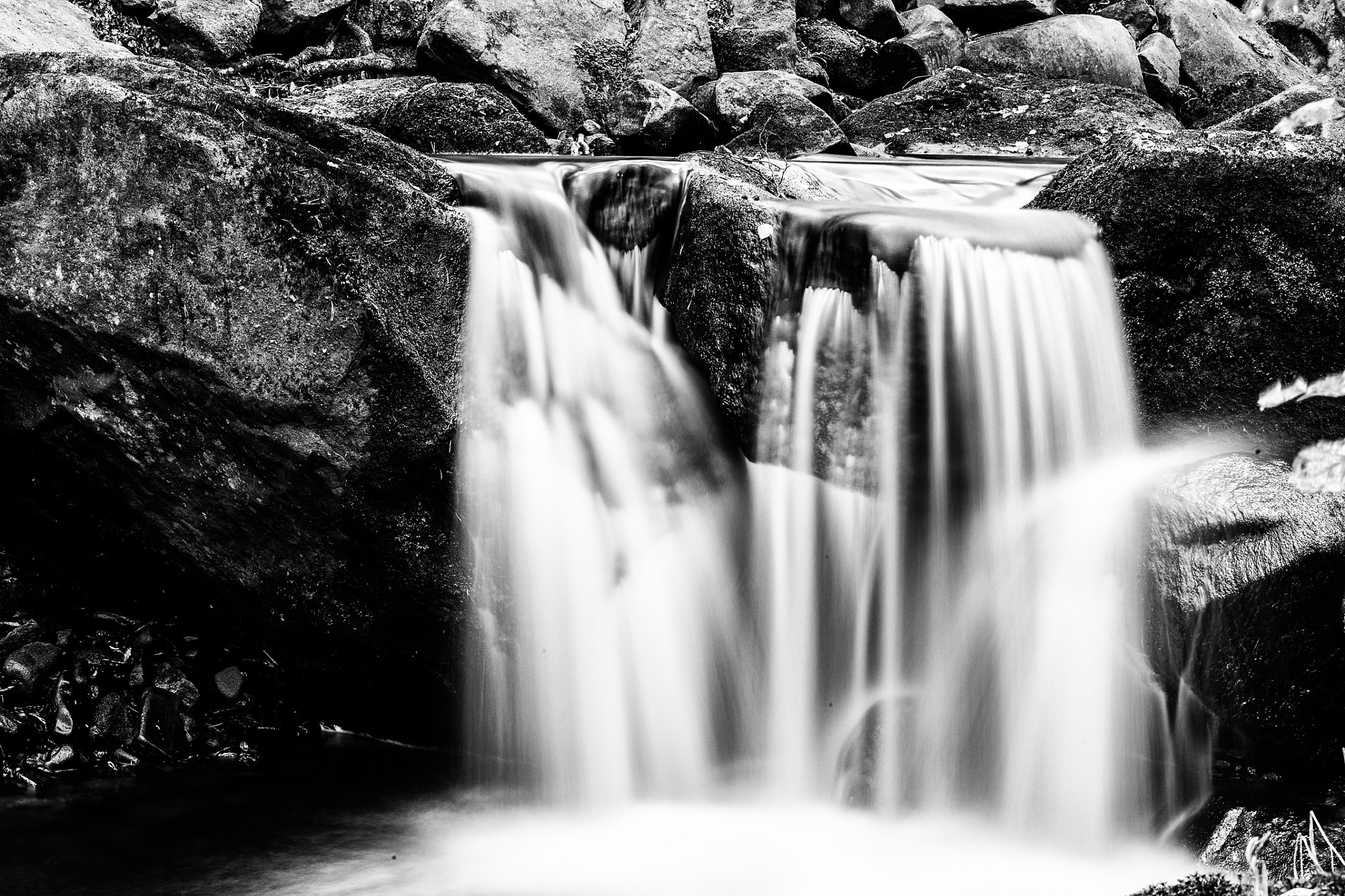 Canon EF 70-200mm F2.8L IS USM sample photo. Soft water photography