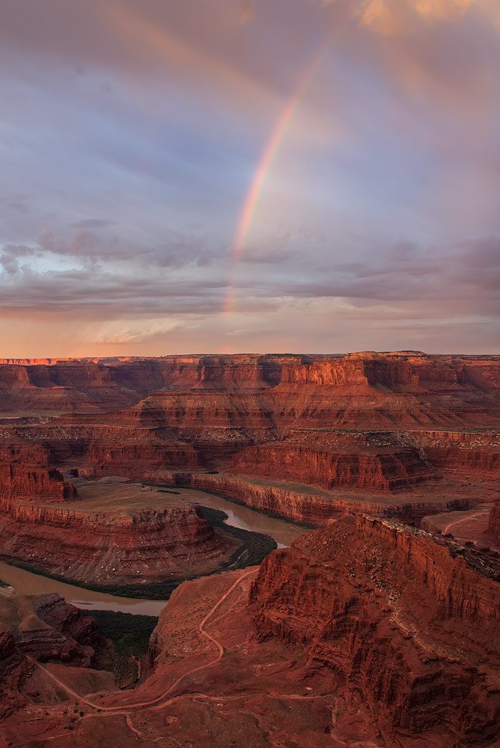 Canon EOS 60D + Tamron SP AF 17-50mm F2.8 XR Di II VC LD Aspherical (IF) sample photo. Red rock rainbow photography