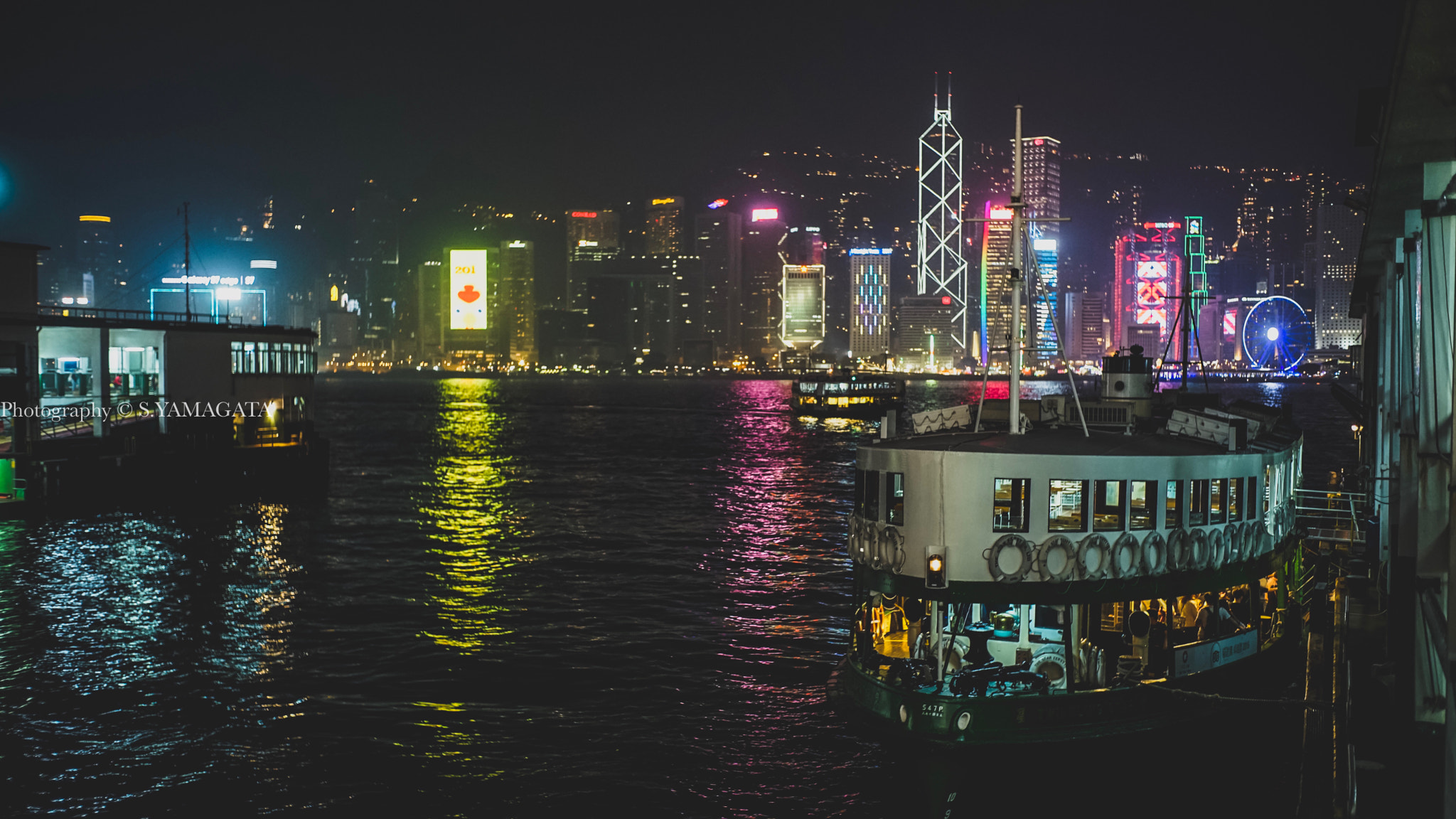 Sony a7 II + DT 40mm F2.8 SAM sample photo. Star ferry night photography