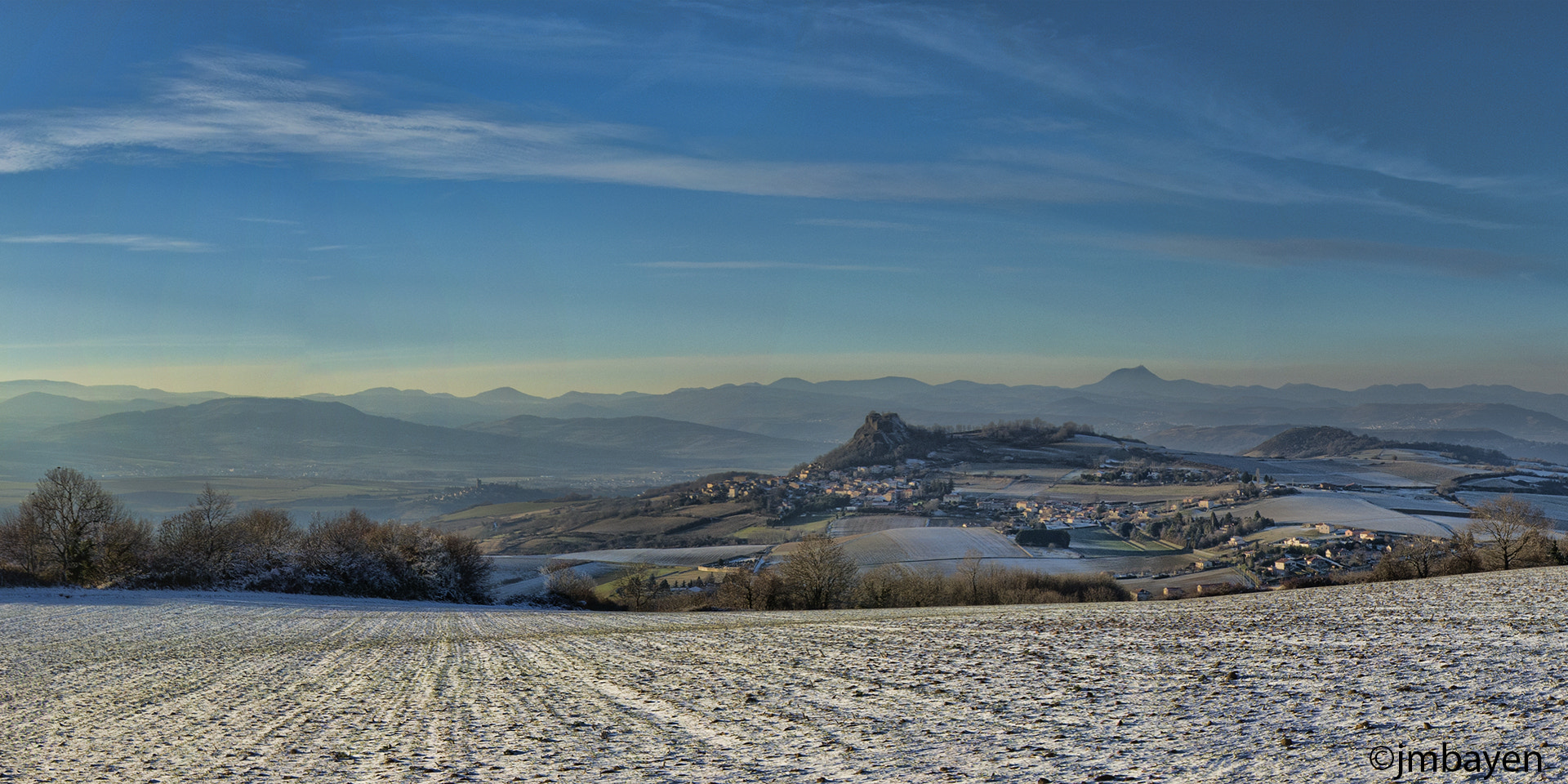 Nikon AF-S Nikkor 16-35mm F4G ED VR sample photo. Winter blue afternoon photography