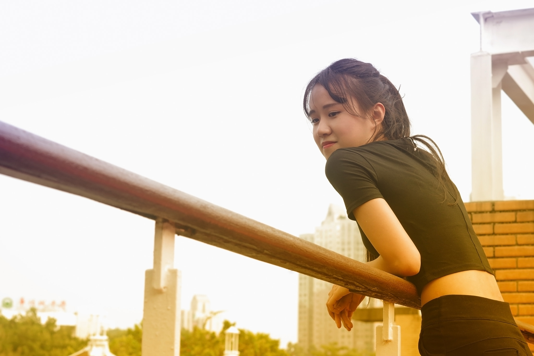 Pentax K-S2 + Pentax smc DA 50mm F1.8 sample photo. 马尾辫的你you in a pony tail. photography