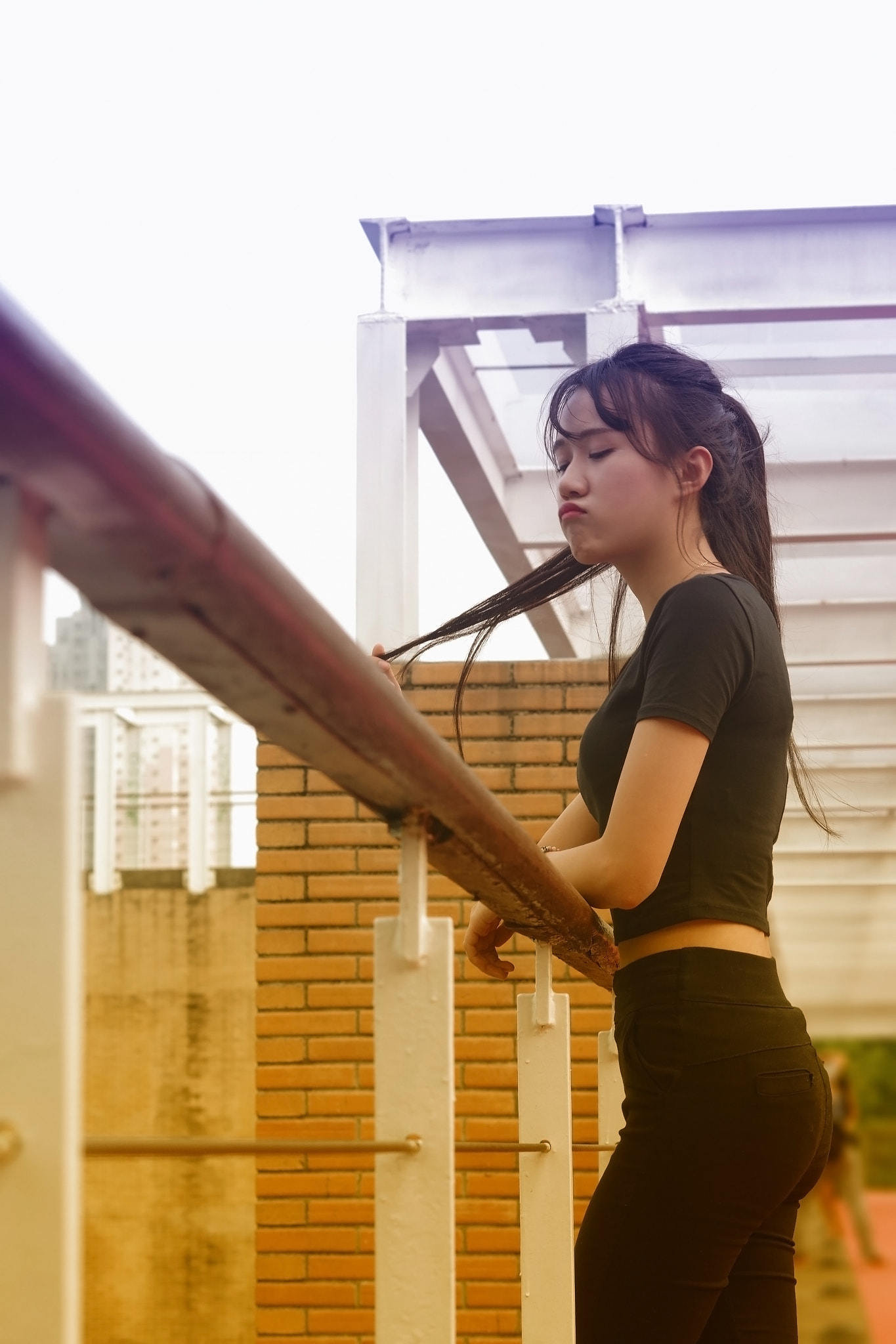 Pentax K-S2 + Pentax smc DA 50mm F1.8 sample photo. 马尾辫的你you in a pony tail. photography