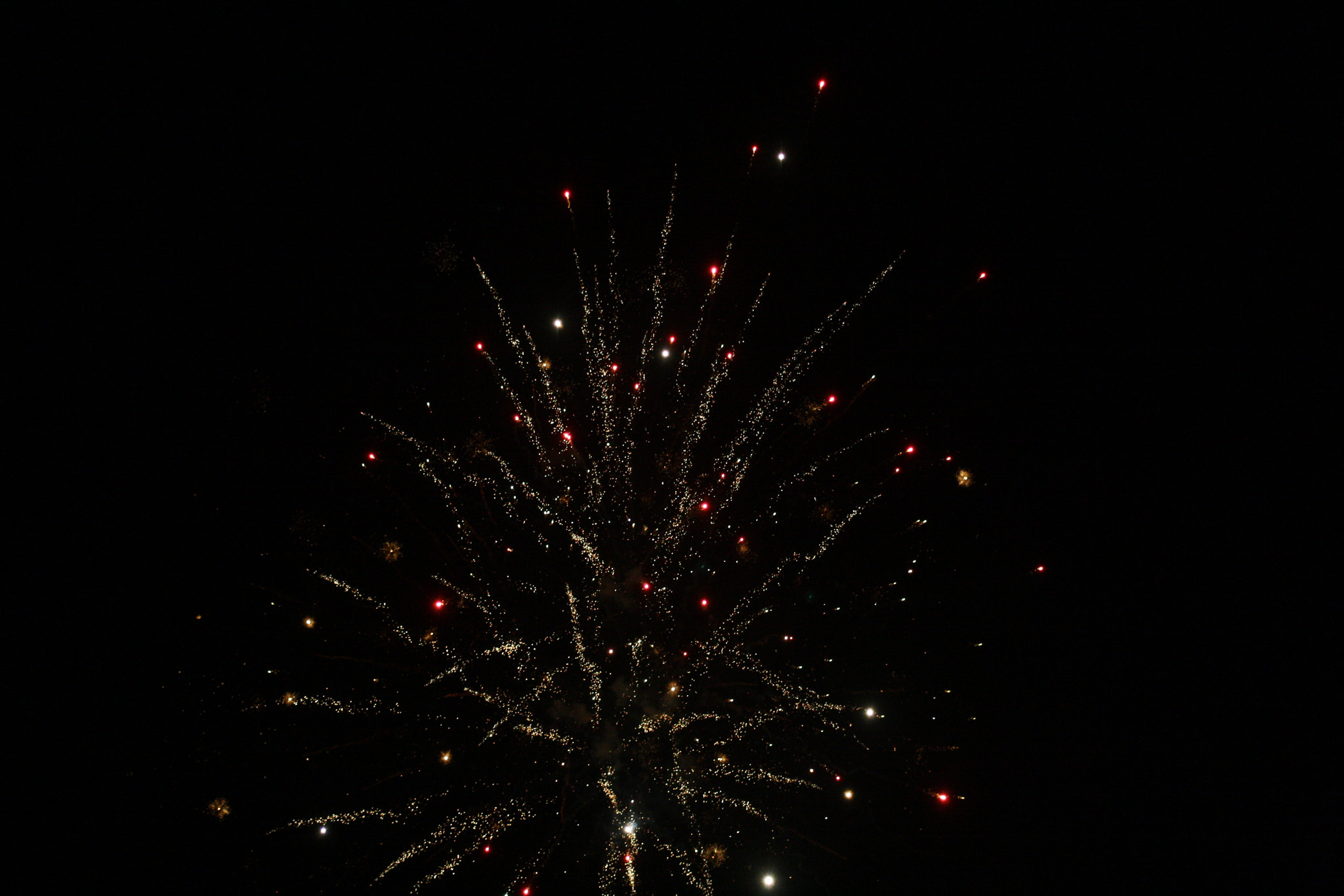 Canon EOS 1000D (EOS Digital Rebel XS / EOS Kiss F) sample photo. Fireworks photography