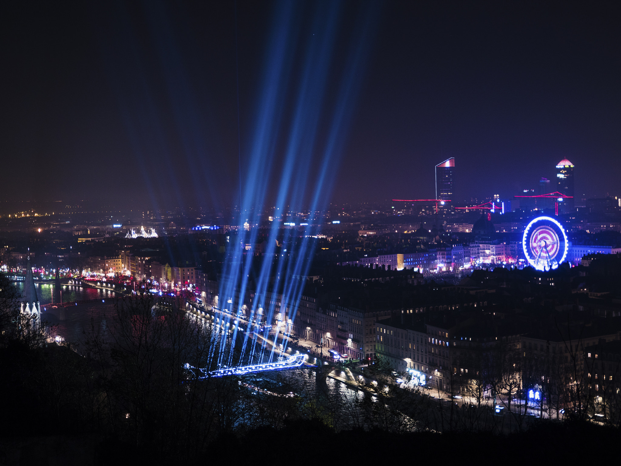 Panasonic Lumix DMC-GX8 + Olympus Zuiko Digital ED 14-35mm F2.0 SWD sample photo. Lyon, a city of lights photography