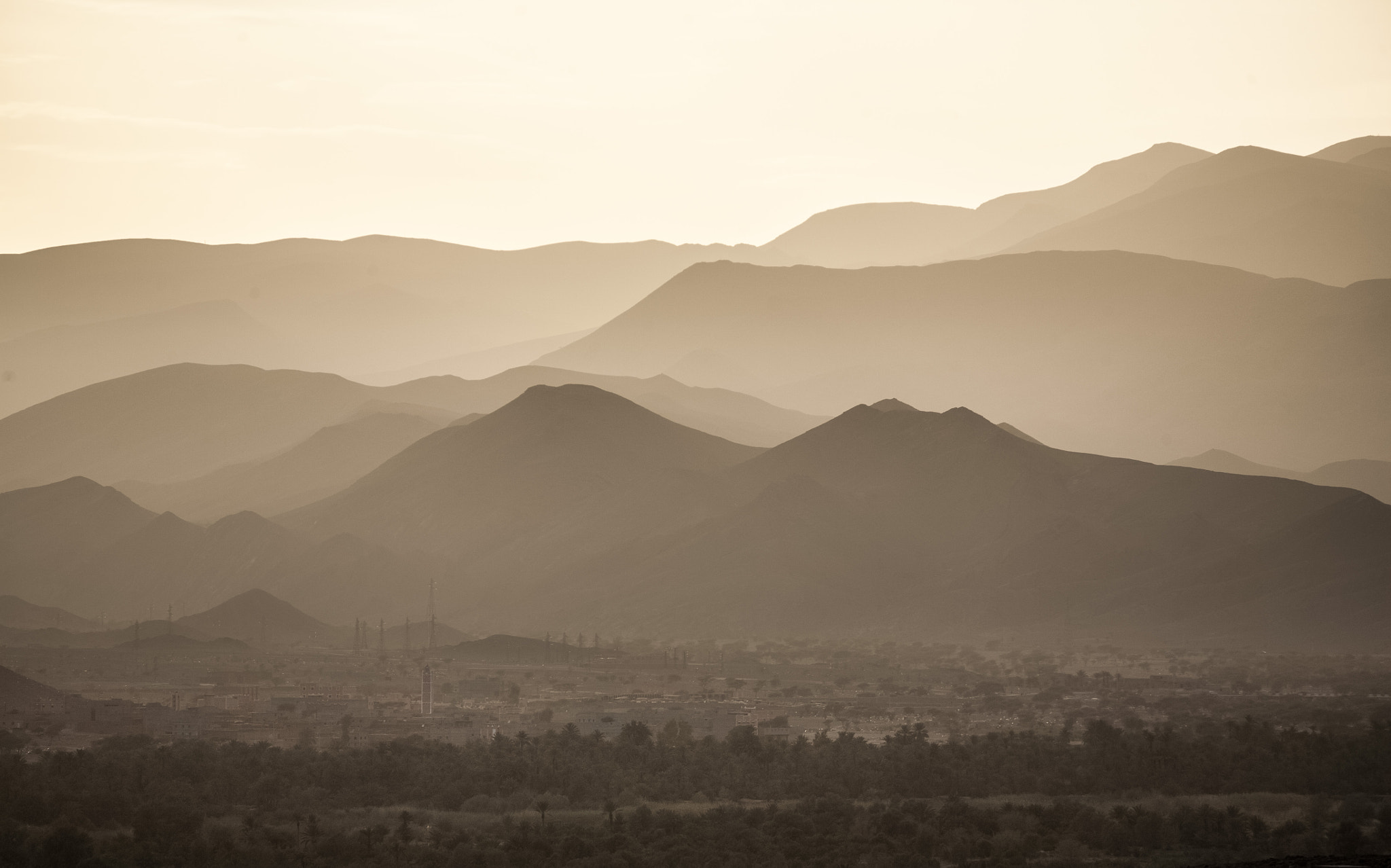 Canon EOS 5D + Canon EF 100-300mm f/5.6L sample photo. Sunset, atlas mountains, morocco photography