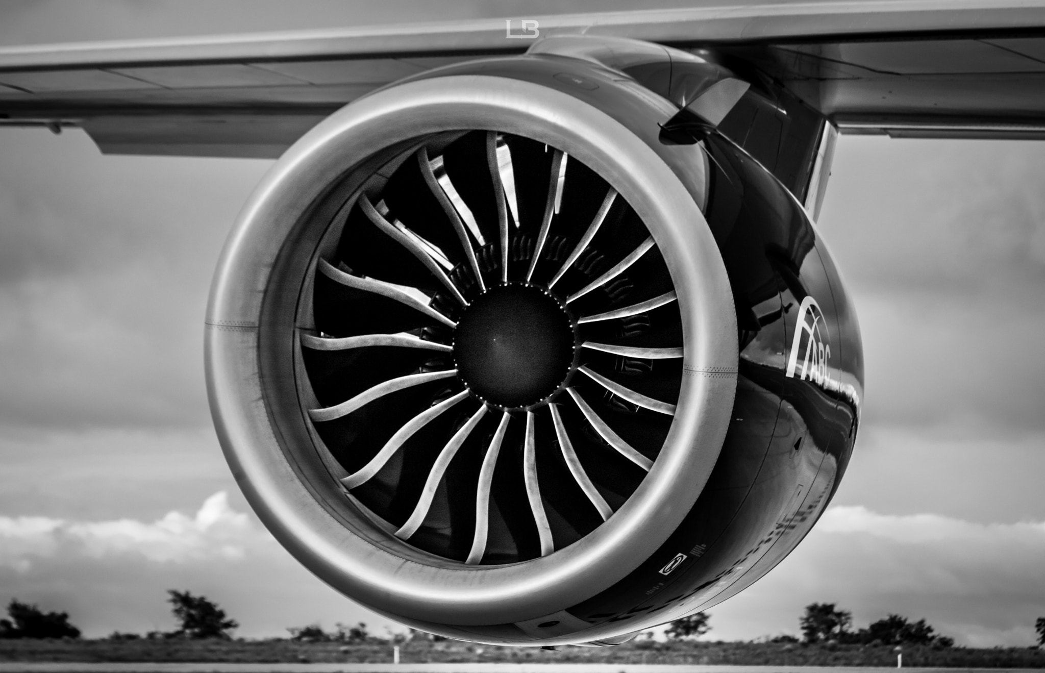 Canon EF 70-300mm F4-5.6 IS USM sample photo. Genx-2b67 general eletric engine | boeing 747-800 | air bridge cargo | reg.: vq-bfu |... photography