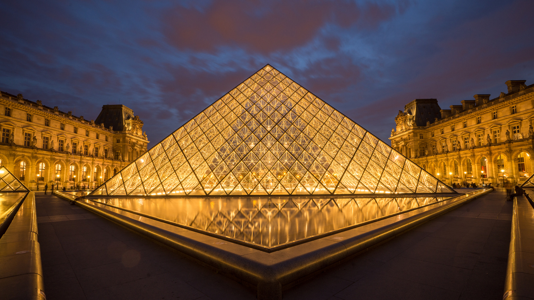 Sony a99 II + Sony Vario-Sonnar T* 16-35mm F2.8 ZA SSM sample photo. The louvre photography