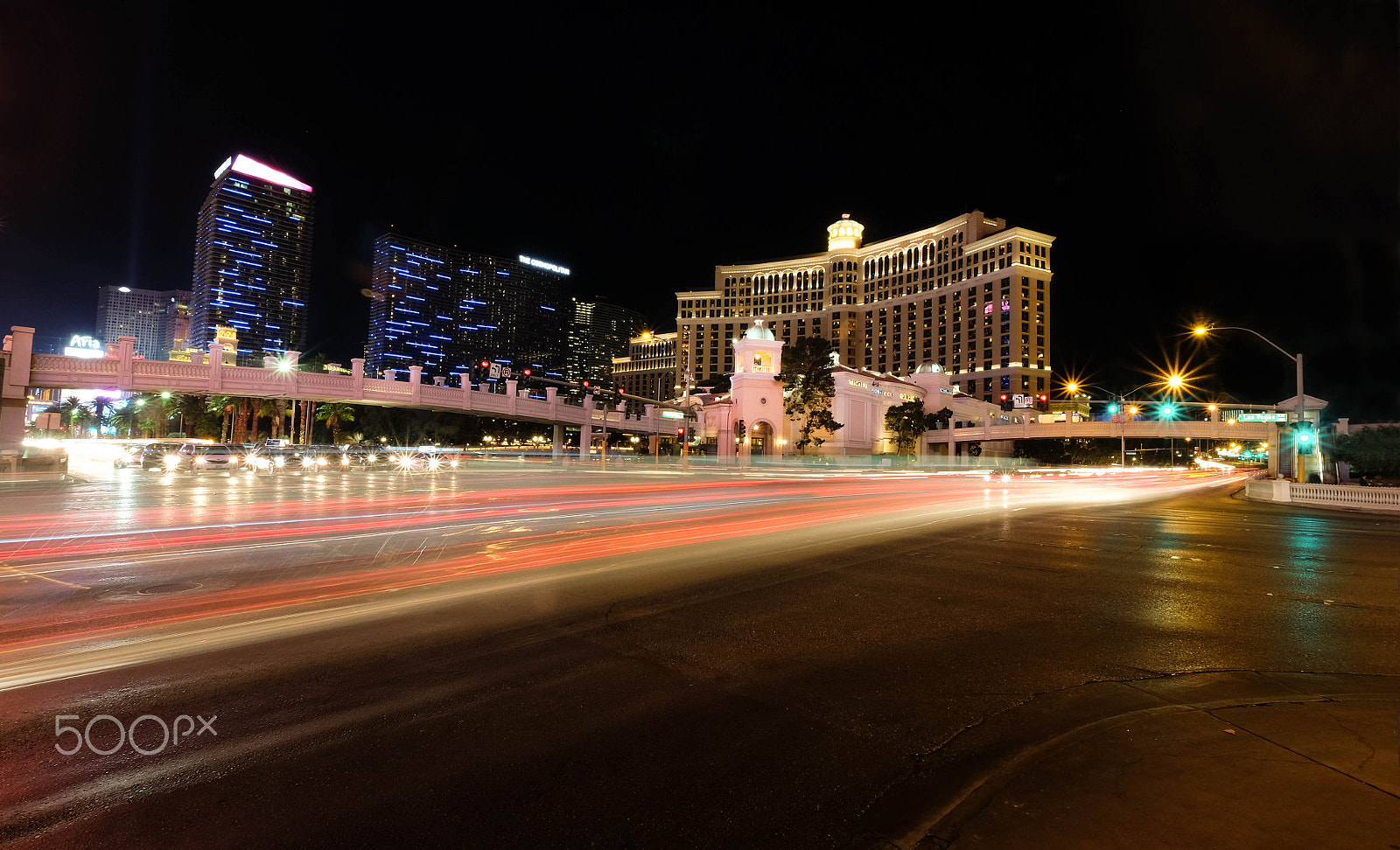 Fujifilm X-T10 + Fujifilm XF 10-24mm F4 R OIS sample photo. The las vegas strip photography