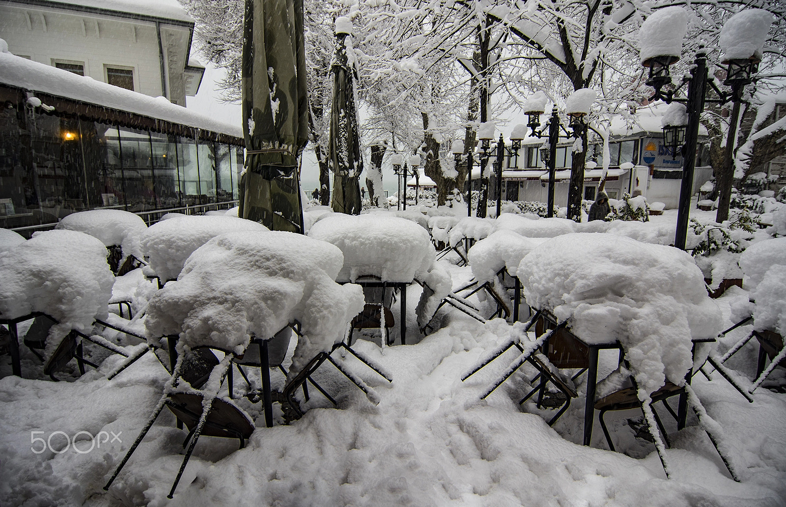 Pentax smc DA 12-24mm F4.0 ED AL (IF) sample photo. Romantic tables photography