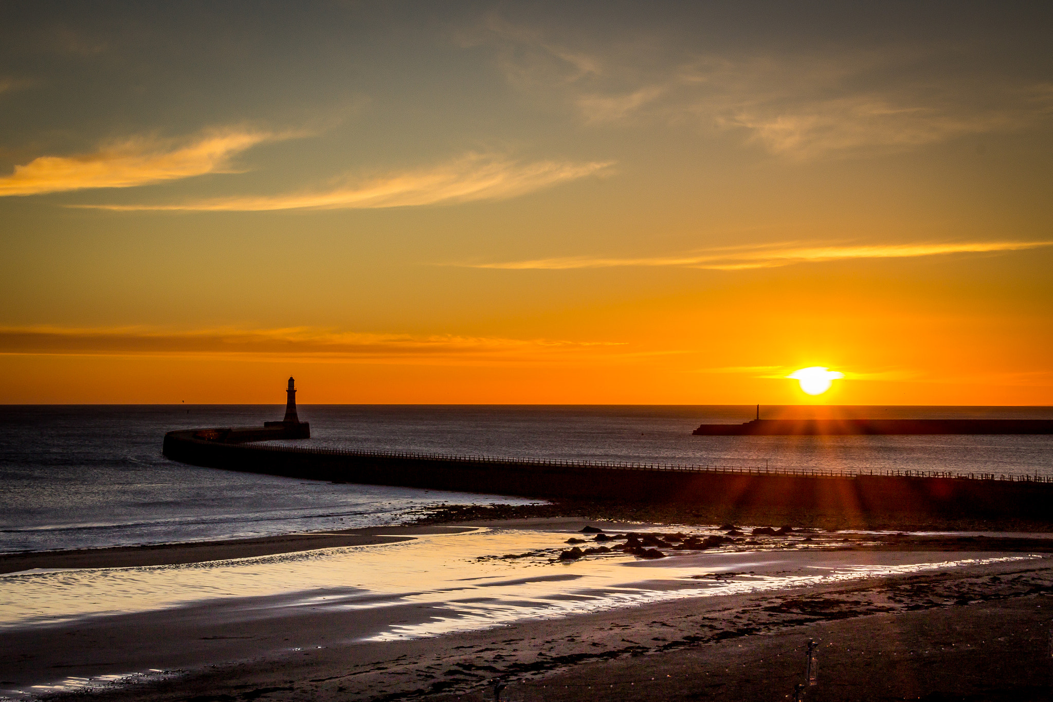 Sigma 18-250mm F3.5-6.3 DC OS HSM sample photo. Sunrise on the north east coast photography