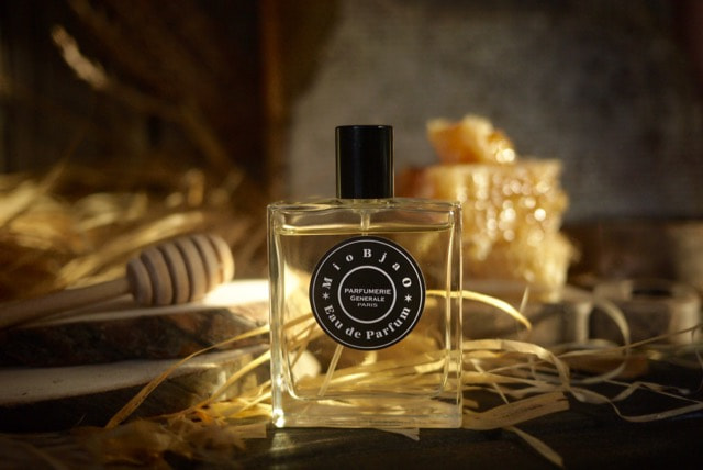 Panasonic Lumix DMC-G2 + Panasonic Lumix G 20mm F1.7 ASPH sample photo. My favorite scent with honey notes photography