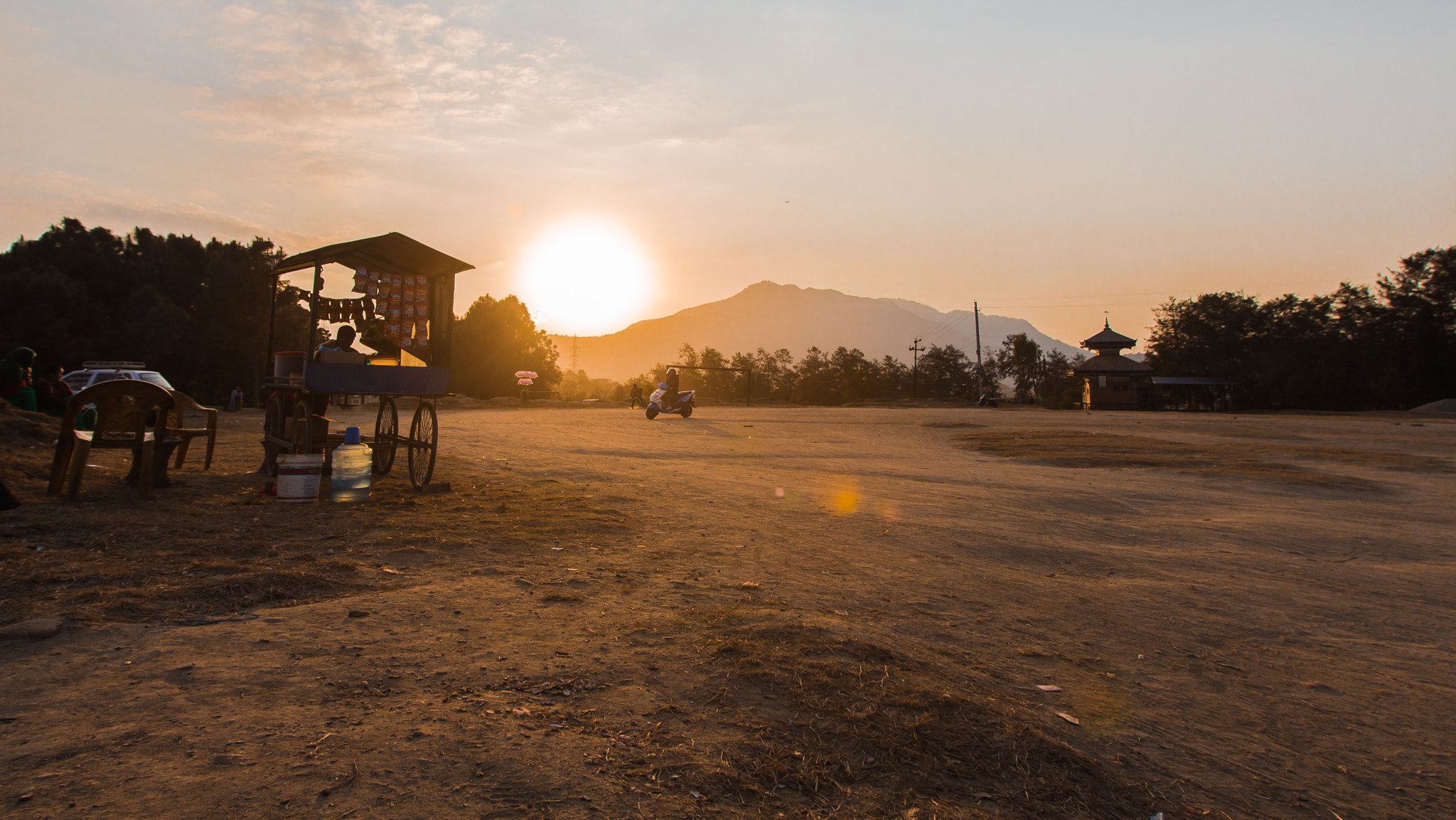 Canon EOS 700D (EOS Rebel T5i / EOS Kiss X7i) + Canon EF 16-35mm F2.8L USM sample photo. At the end of the day photography