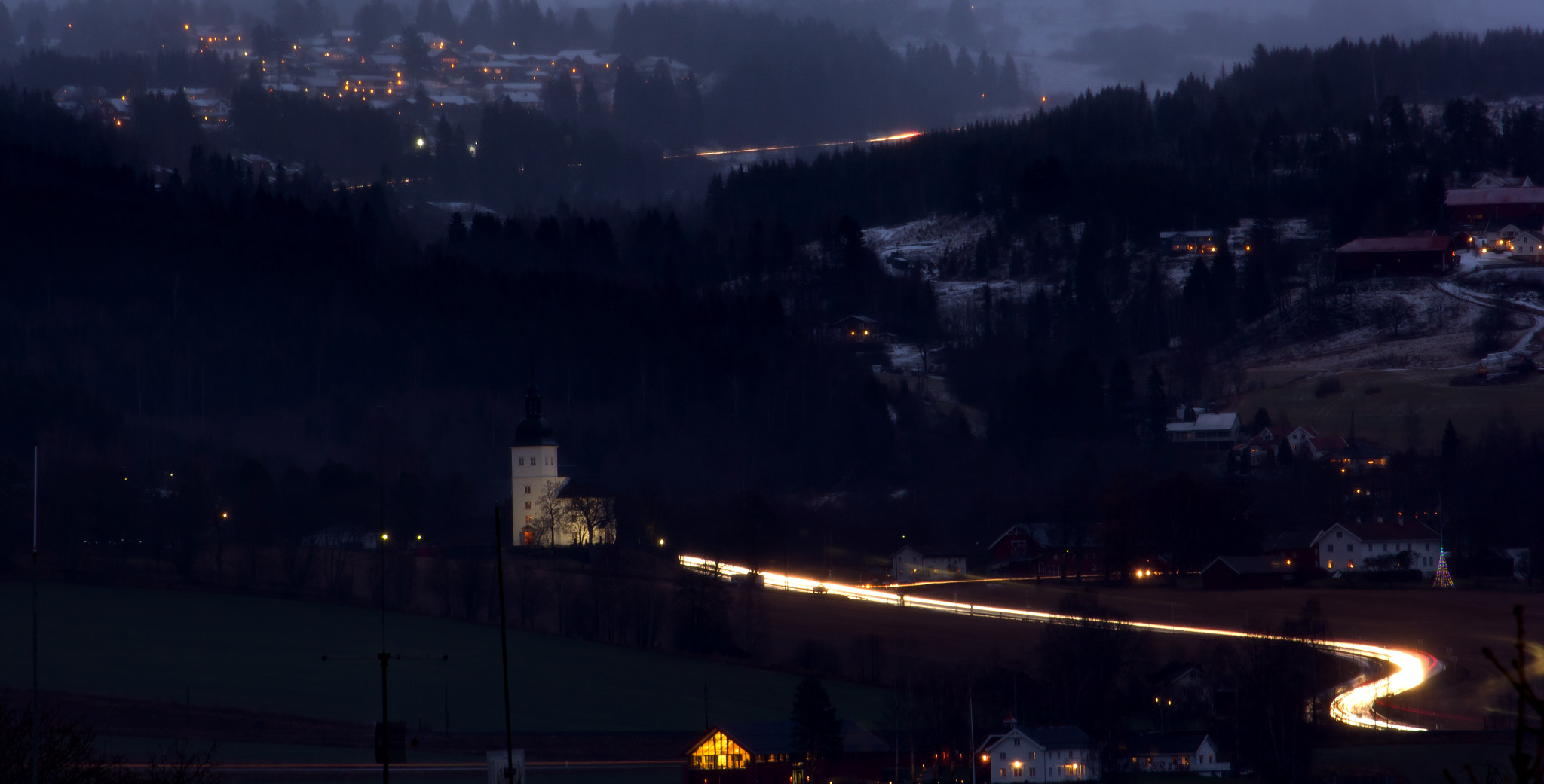 Sigma 70-300mm F4-5.6 APO DG Macro sample photo. Accident near jevnaker causing lots of trafic photography