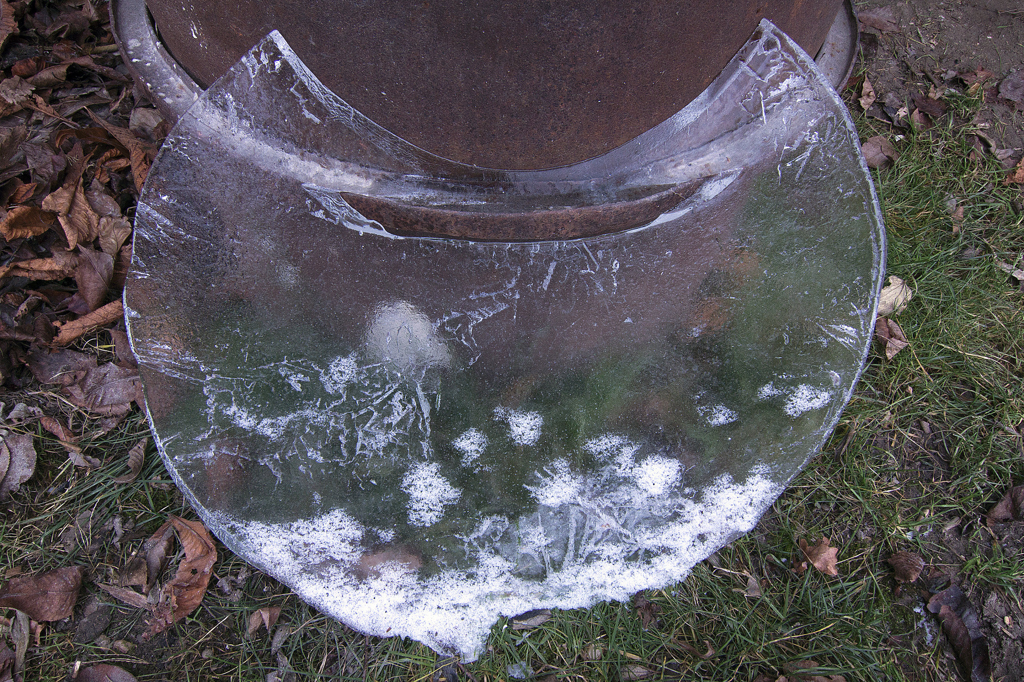Tokina AT-X Pro 12-24mm F4 (IF) DX sample photo. Ice and steel ii. photography