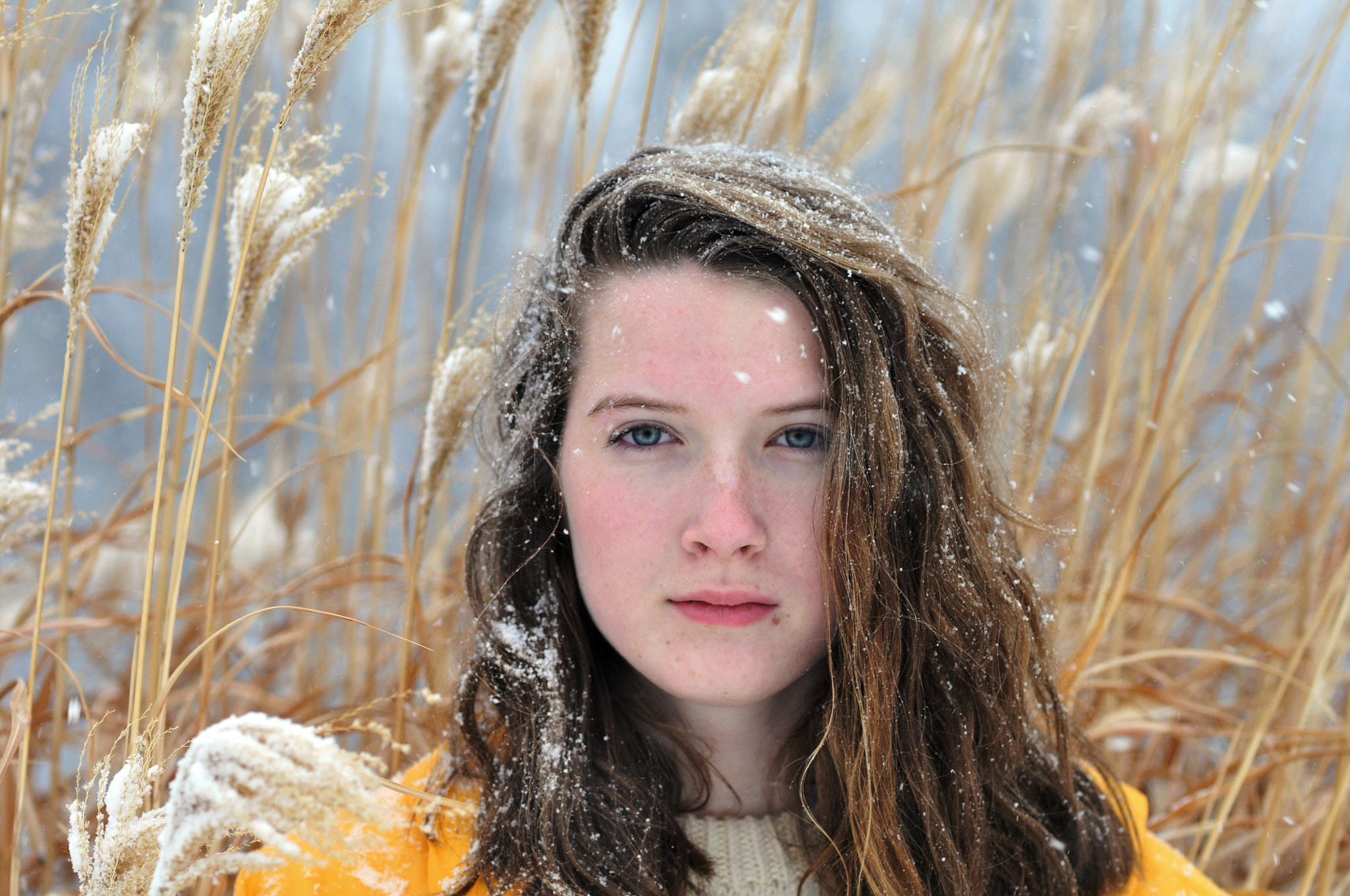 Nikon D5000 + Nikon AF-S Nikkor 85mm F1.8G sample photo. Self portrait in the snow photography