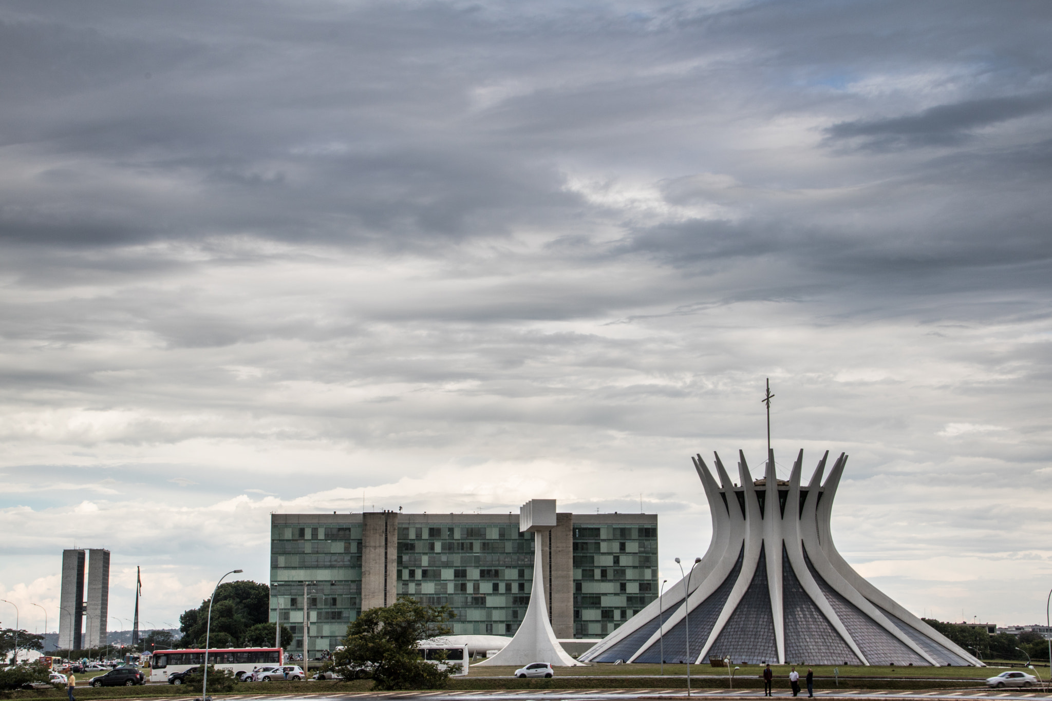 Canon EOS 760D (EOS Rebel T6s / EOS 8000D) sample photo. Cloudscape in brasilia photography