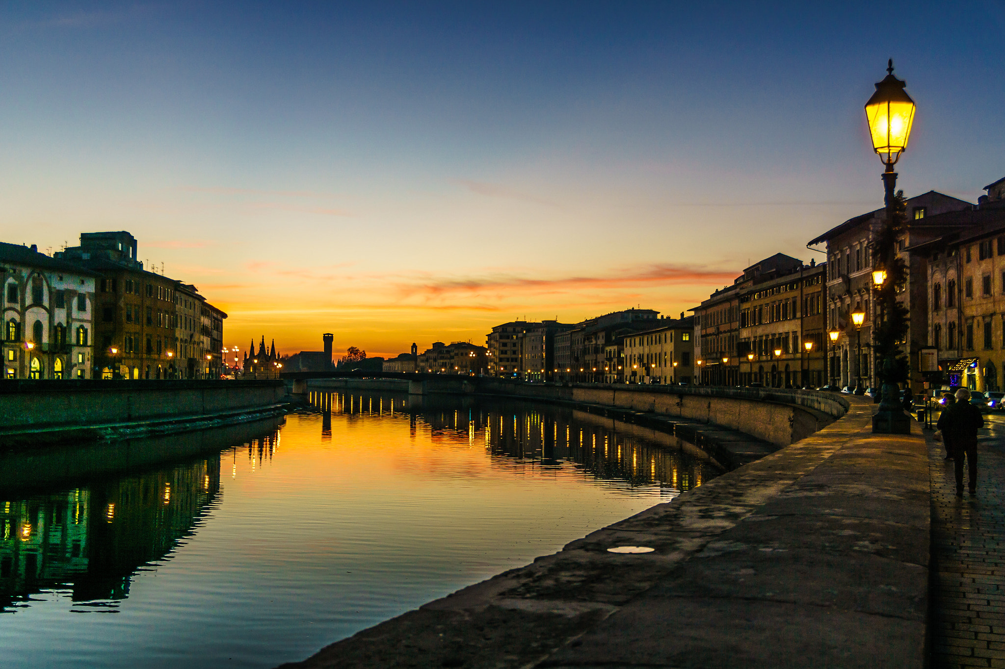 Sony ILCA-77M2 sample photo. A nice sunset in pisa photography
