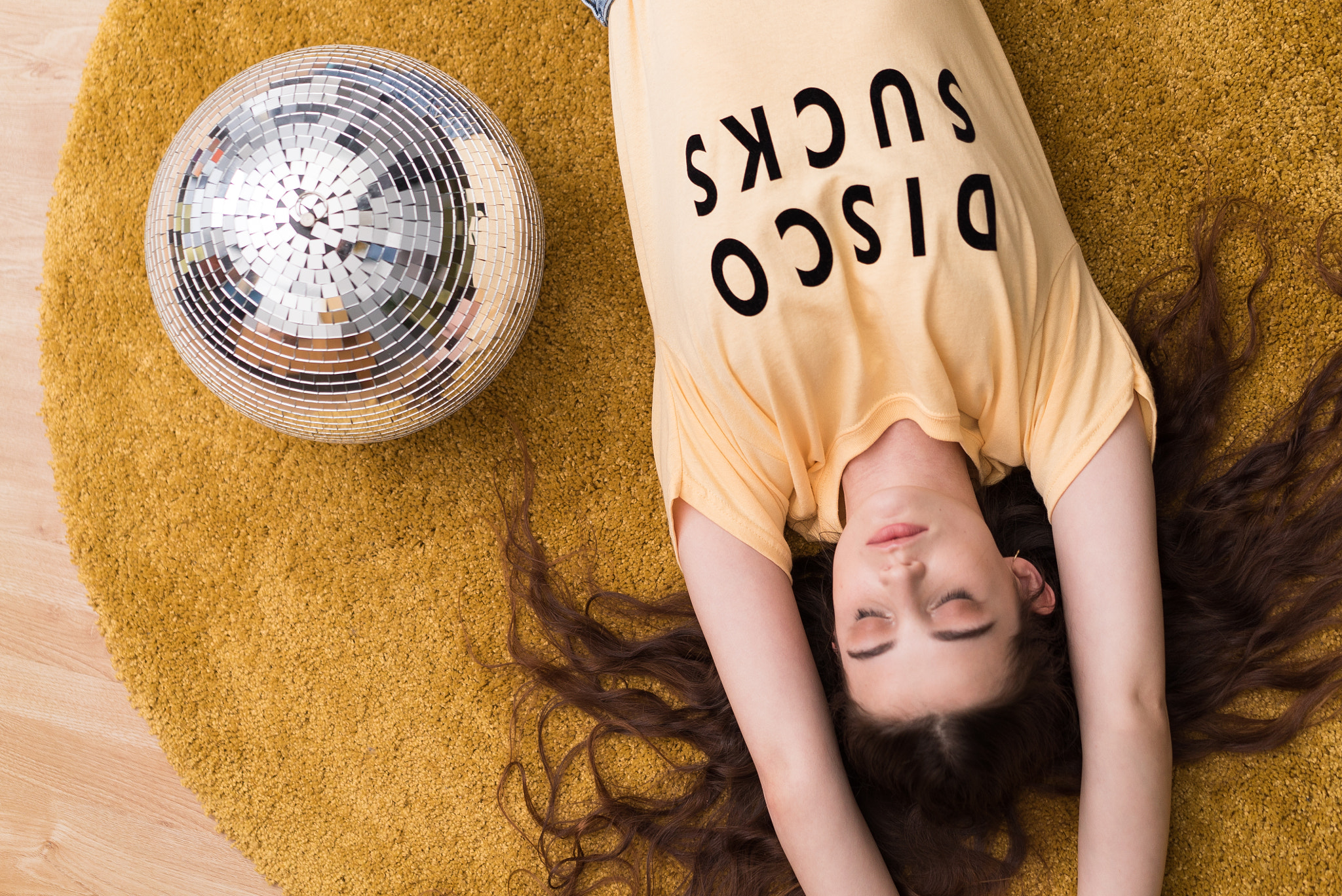 Sony a7S + Sony Sonnar T* FE 55mm F1.8 ZA sample photo. Disco sucks photography