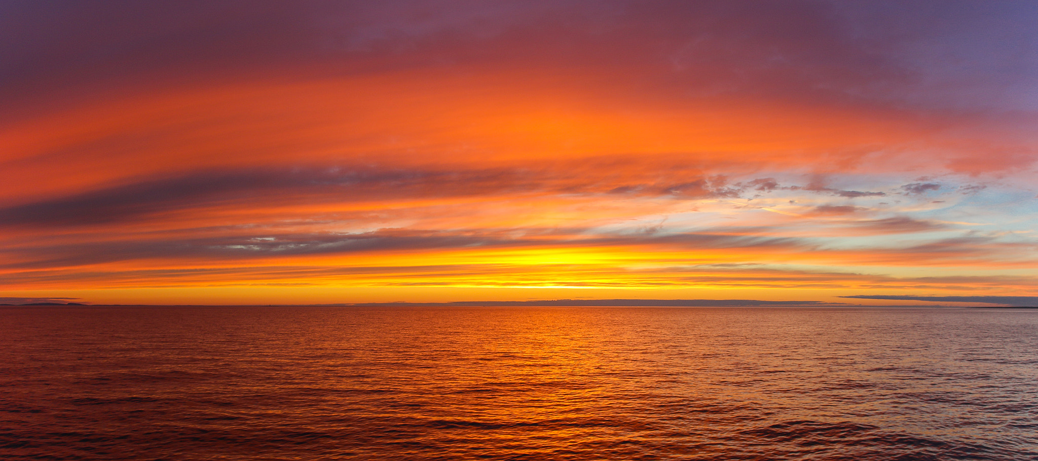 Canon EF 15mm F2.8 Fisheye sample photo. White sea photography