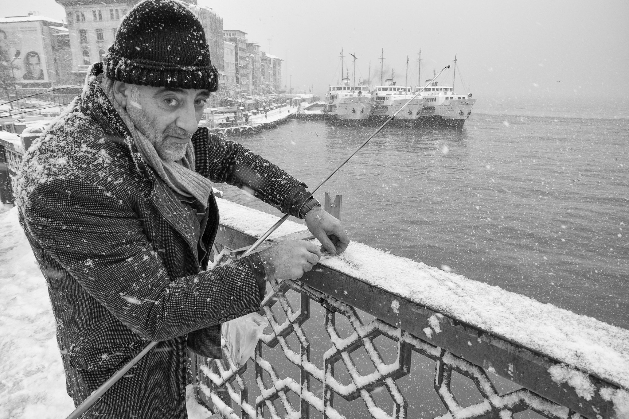 Fujifilm XC 16-50mm F3.5-5.6 OIS II sample photo. Snow İn  İstanbul  2017 photography