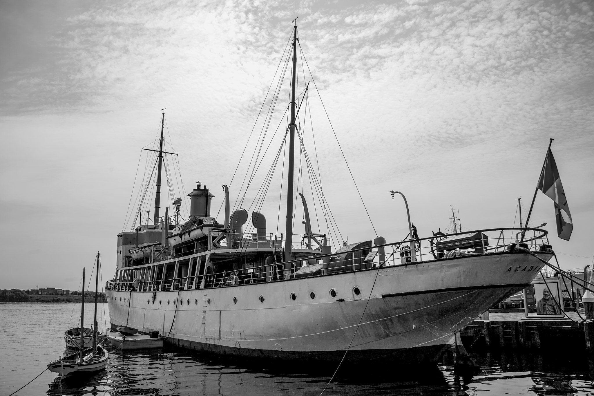 Canon EOS 5D sample photo. Ship in lunenburg nova scotia canada. photography