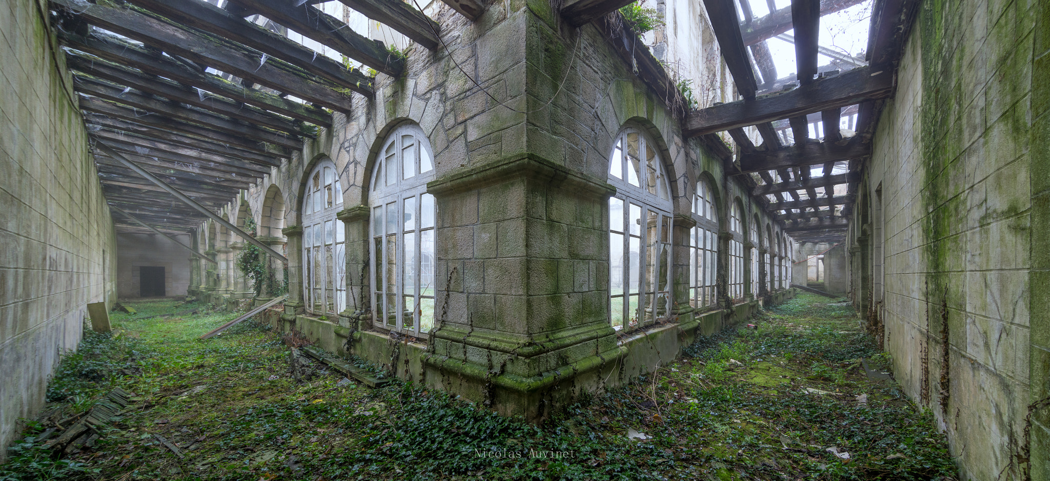 Pentax smc DA 12-24mm F4.0 ED AL (IF) sample photo. There is not much left of this cloister photography