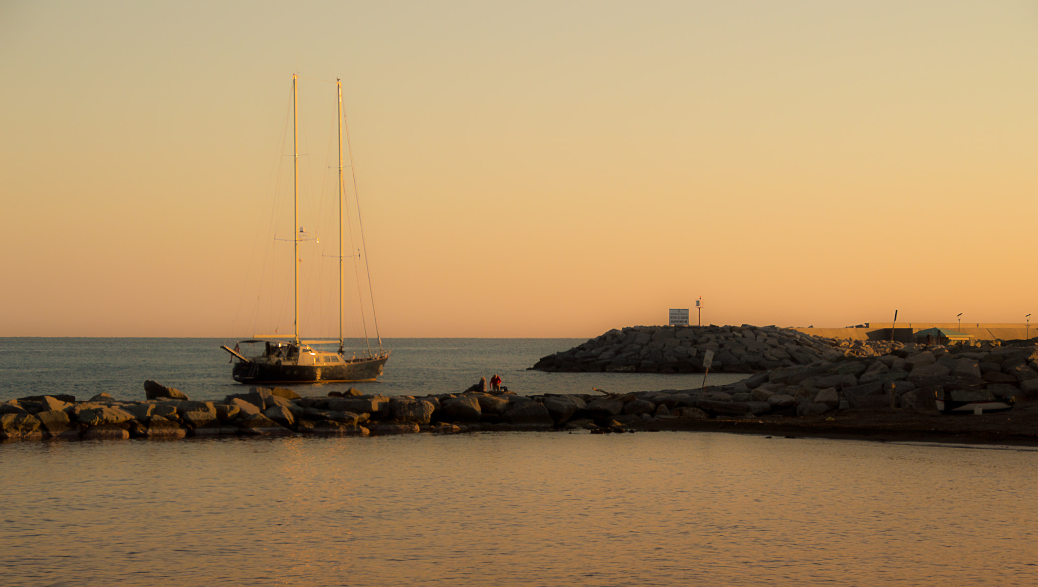 Sigma 18-200mm F3.5-6.3 II DC OS HSM sample photo. Sail boat photography