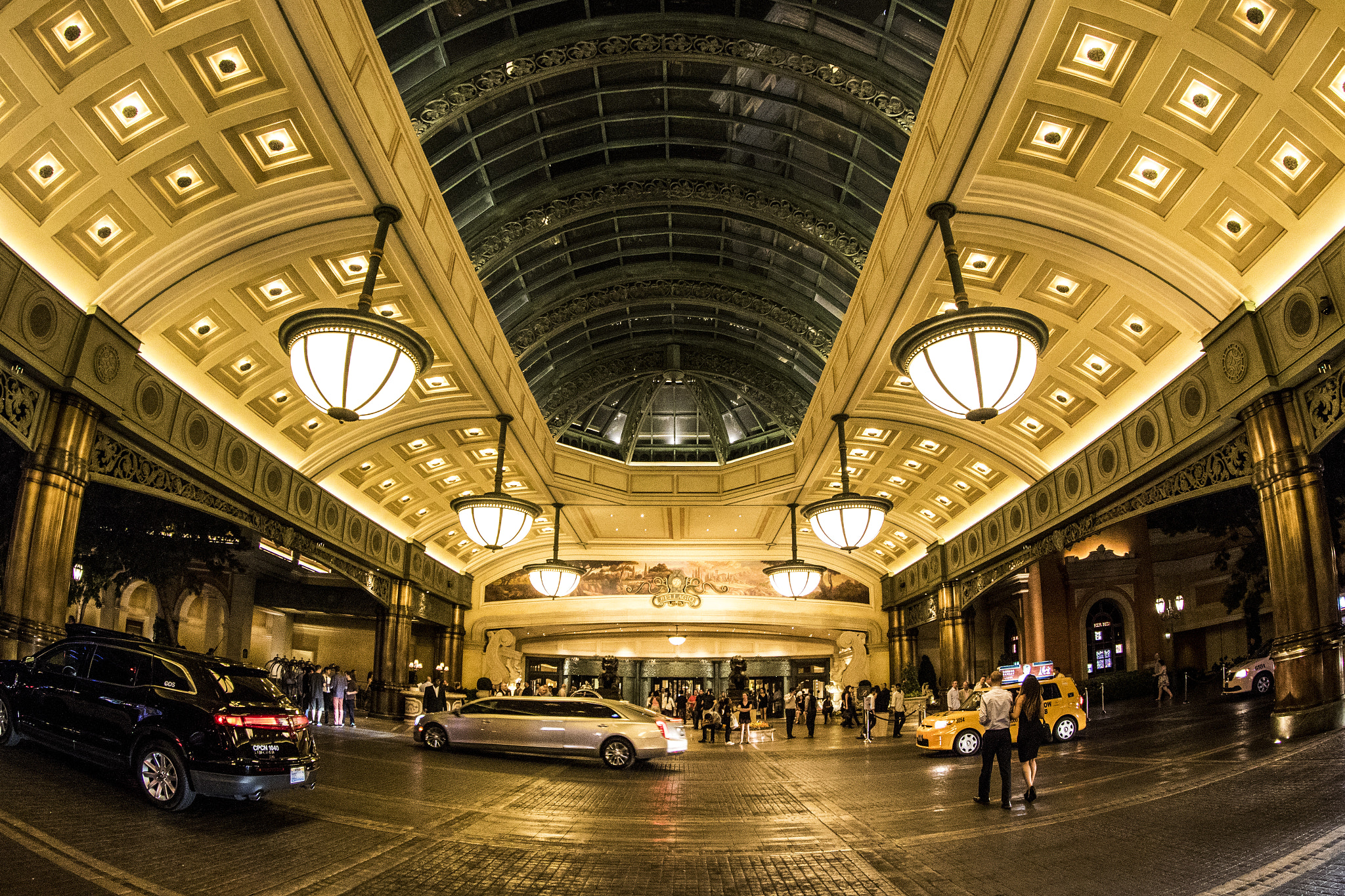 Canon EF 8-15mm F4L Fisheye USM sample photo. Las vegas photography