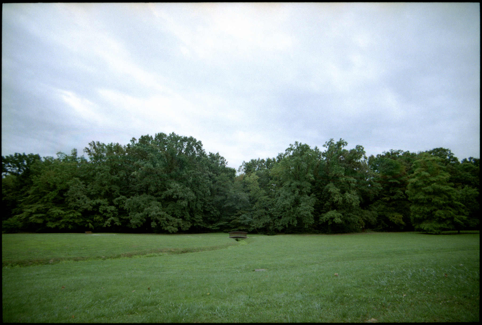 Pentax MZ-S sample photo. Cloudy weather at maksimir park photography