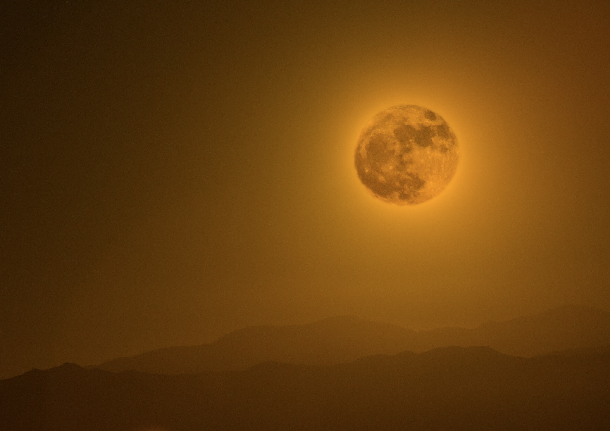 Canon EF 70-200mm F2.8L IS II USM sample photo. The super moon rising over the santa ynez mountains on 11.14.16 photography