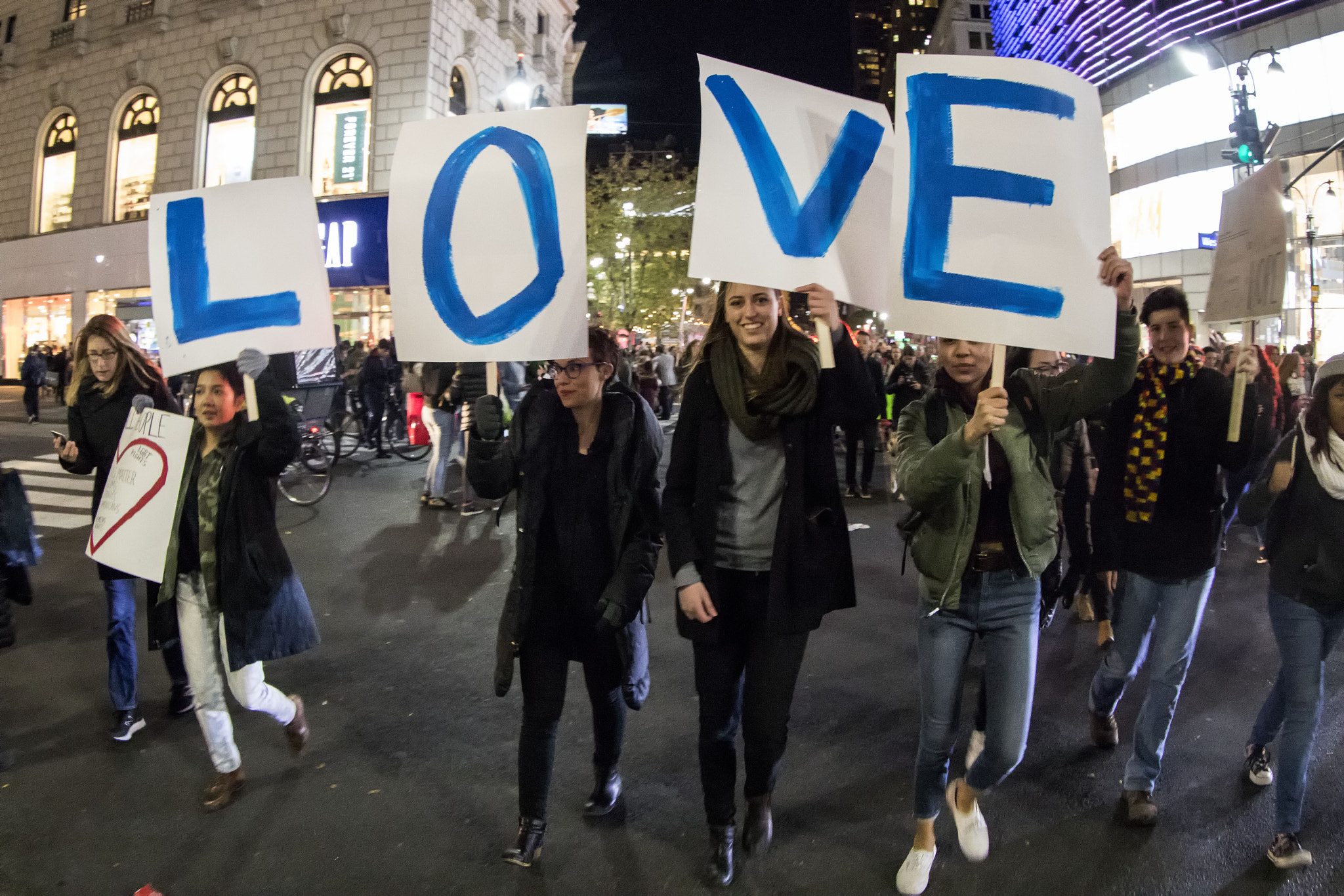 Canon EF 8-15mm F4L Fisheye USM sample photo. Love protest photography