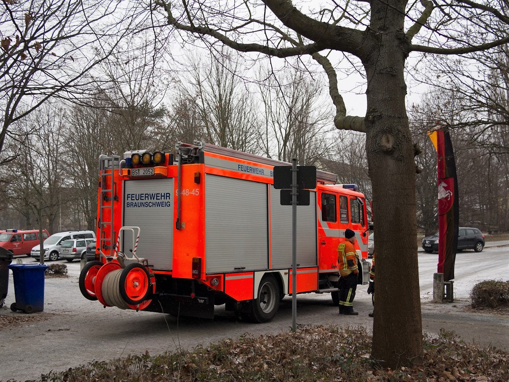 Olympus OM-D E-M5 + Panasonic Lumix G 20mm F1.7 ASPH sample photo. Feuerwehr melverode (stadt braunschweig) photography