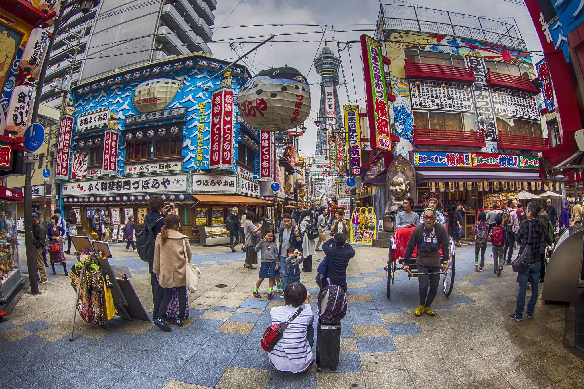 Canon EF 8-15mm F4L Fisheye USM sample photo. Osaka photography