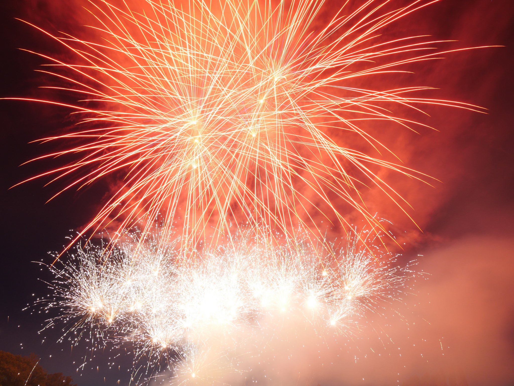 Panasonic Lumix DMC-GH4 sample photo. Fireworks photography