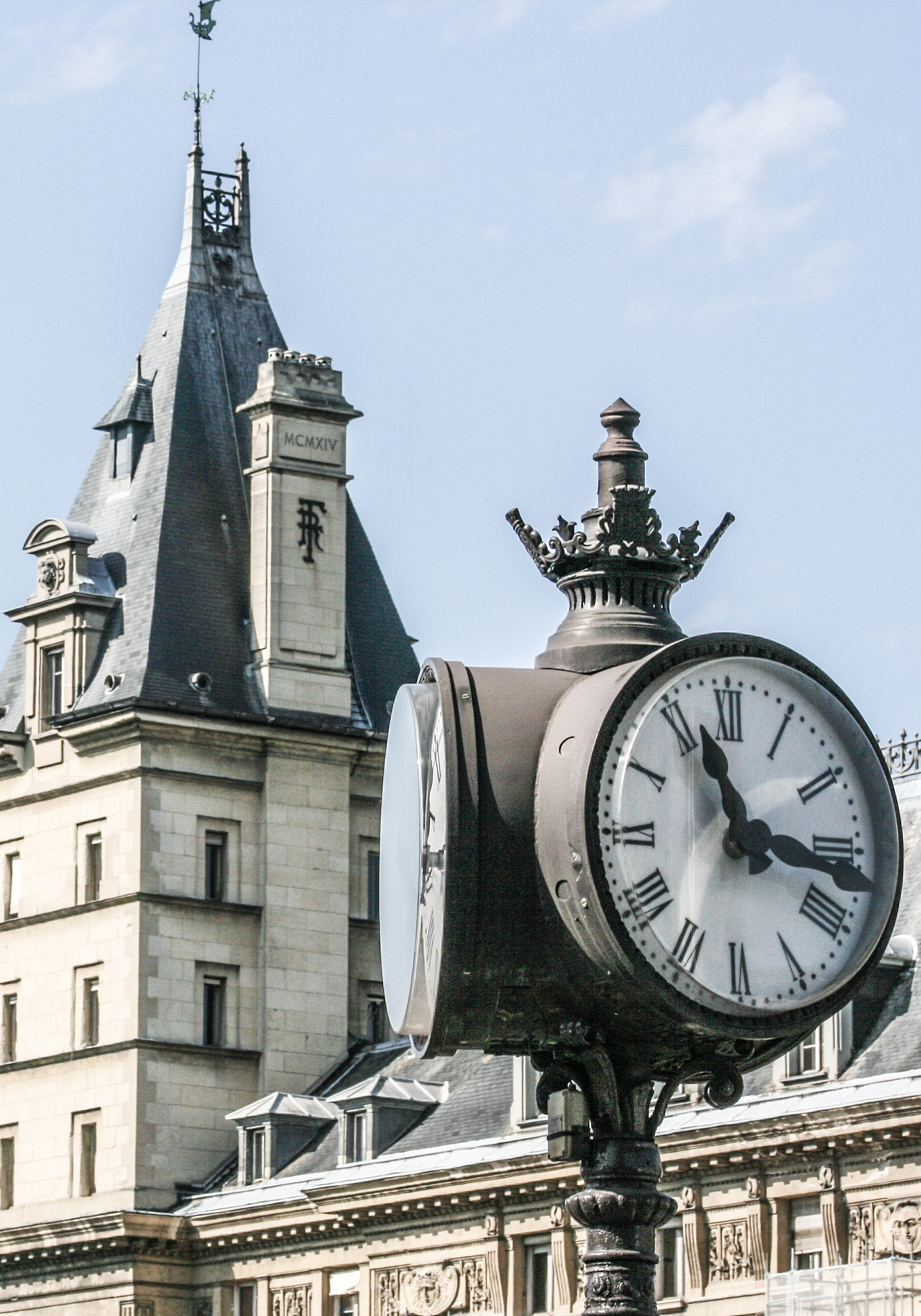 Canon EF 75-300mm f/4-5.6 USM sample photo. Architecture photography
