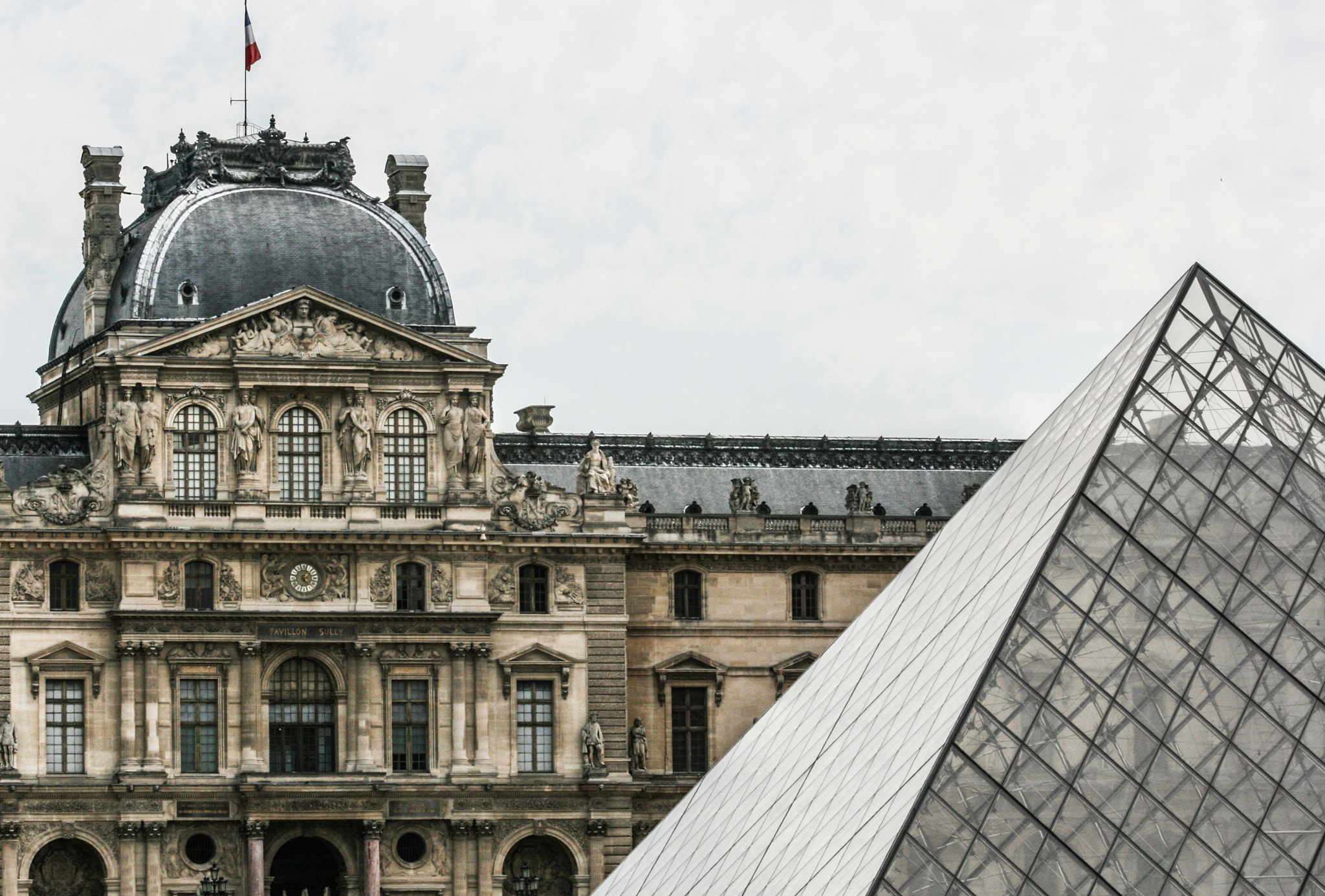 Canon EF 75-300mm f/4-5.6 USM sample photo. Architecture photography