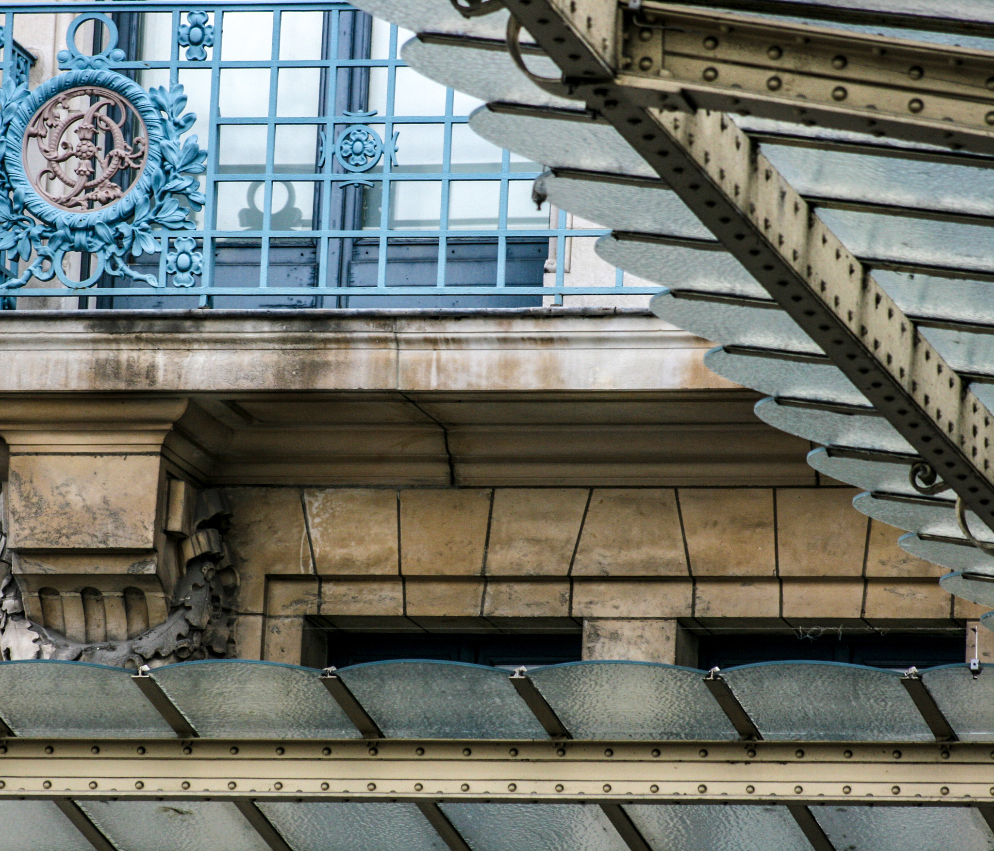 Canon EF 75-300mm f/4-5.6 USM sample photo. Architecture photography