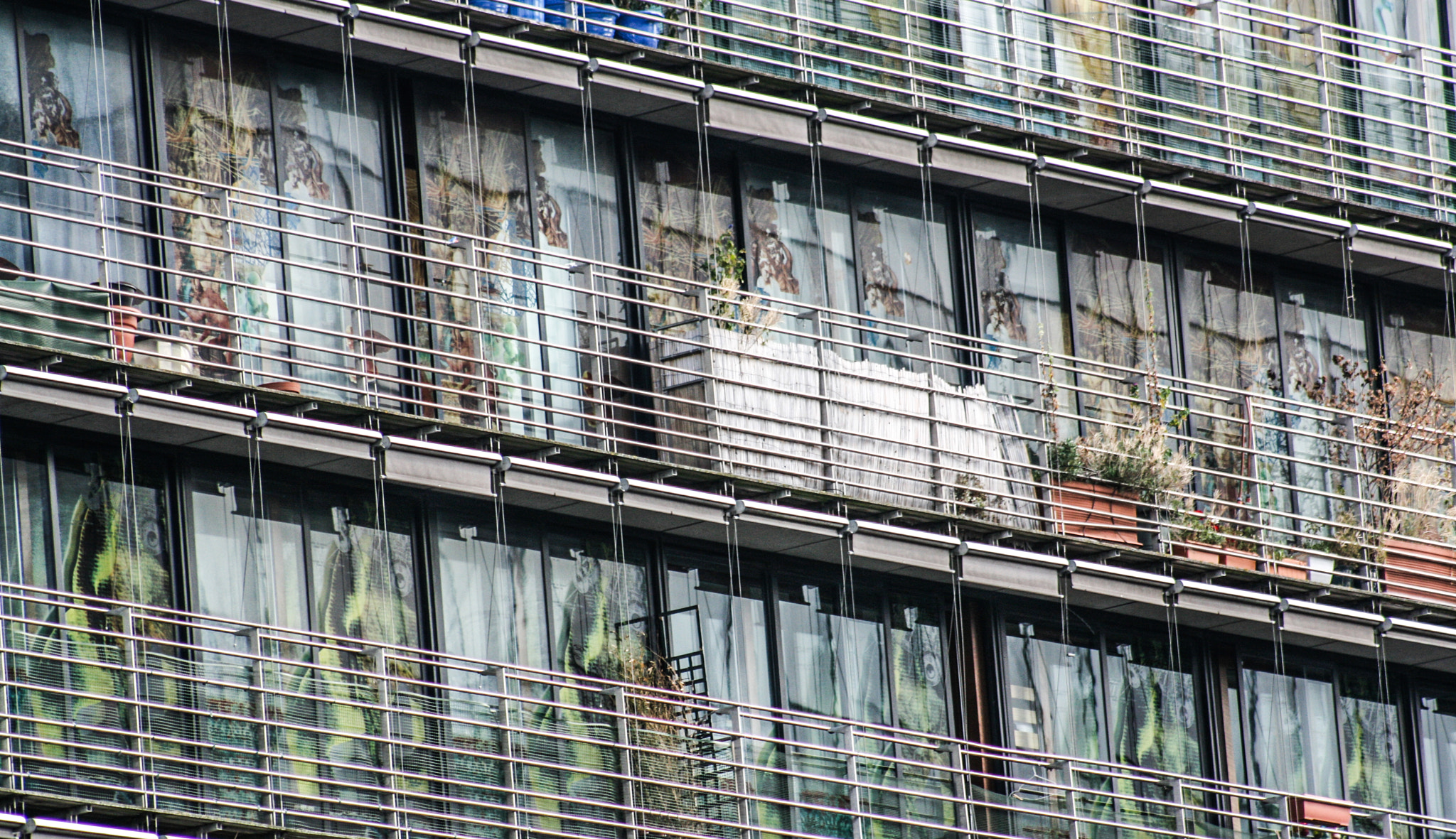 Canon EF 75-300mm f/4-5.6 USM sample photo. Architecture photography