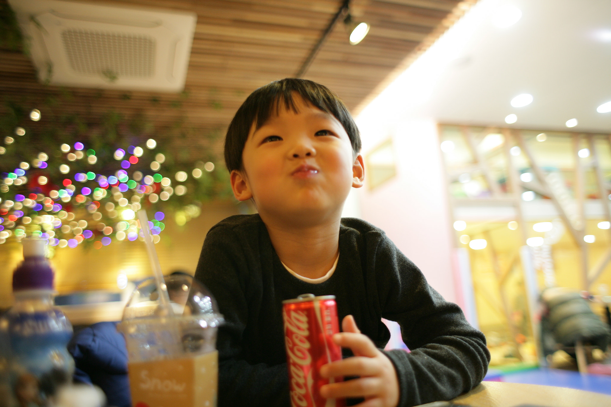 Canon EF 28mm F1.8 USM sample photo