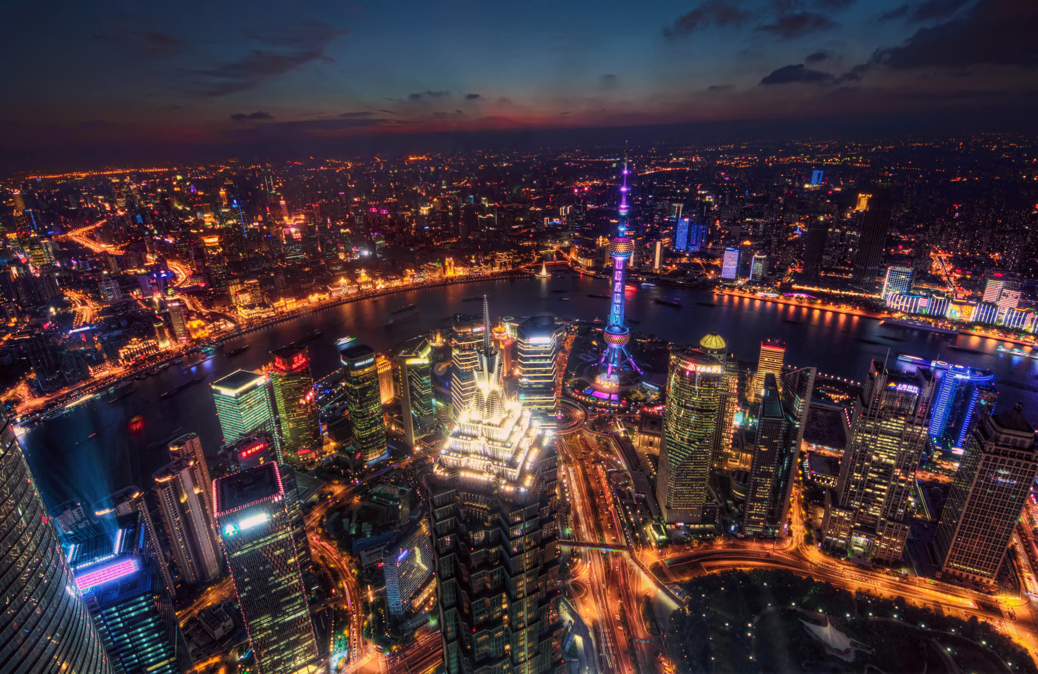 Sigma 8-16mm F4.5-5.6 DC HSM sample photo. Shanghai lights photography